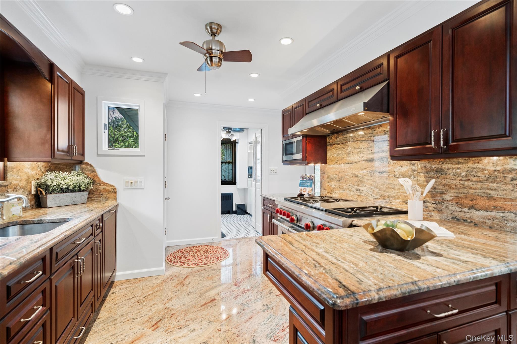 #9 photo, 610 Park Avenue, West Hempstead , NY 11552