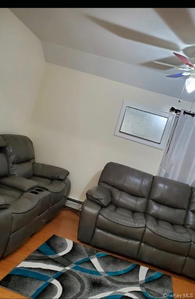 #4 photo, 142-12 Hook Creek Boulevard, クイーンズ区 Rosedale , NY 11422