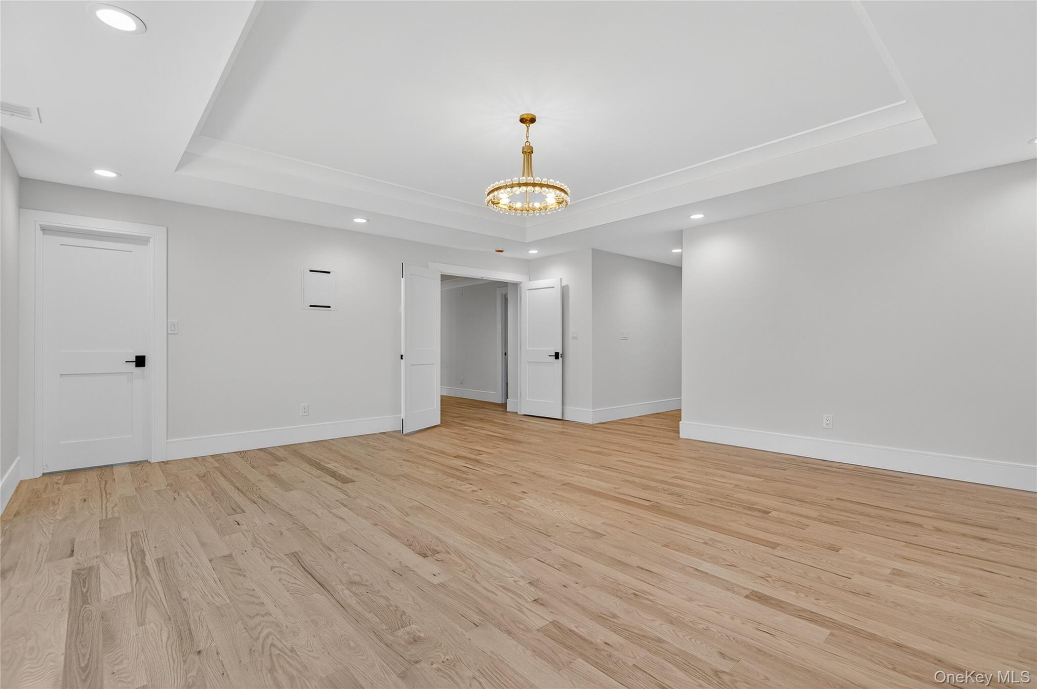 #9 photo, 12 School House Lane, Syosset , NY 11791