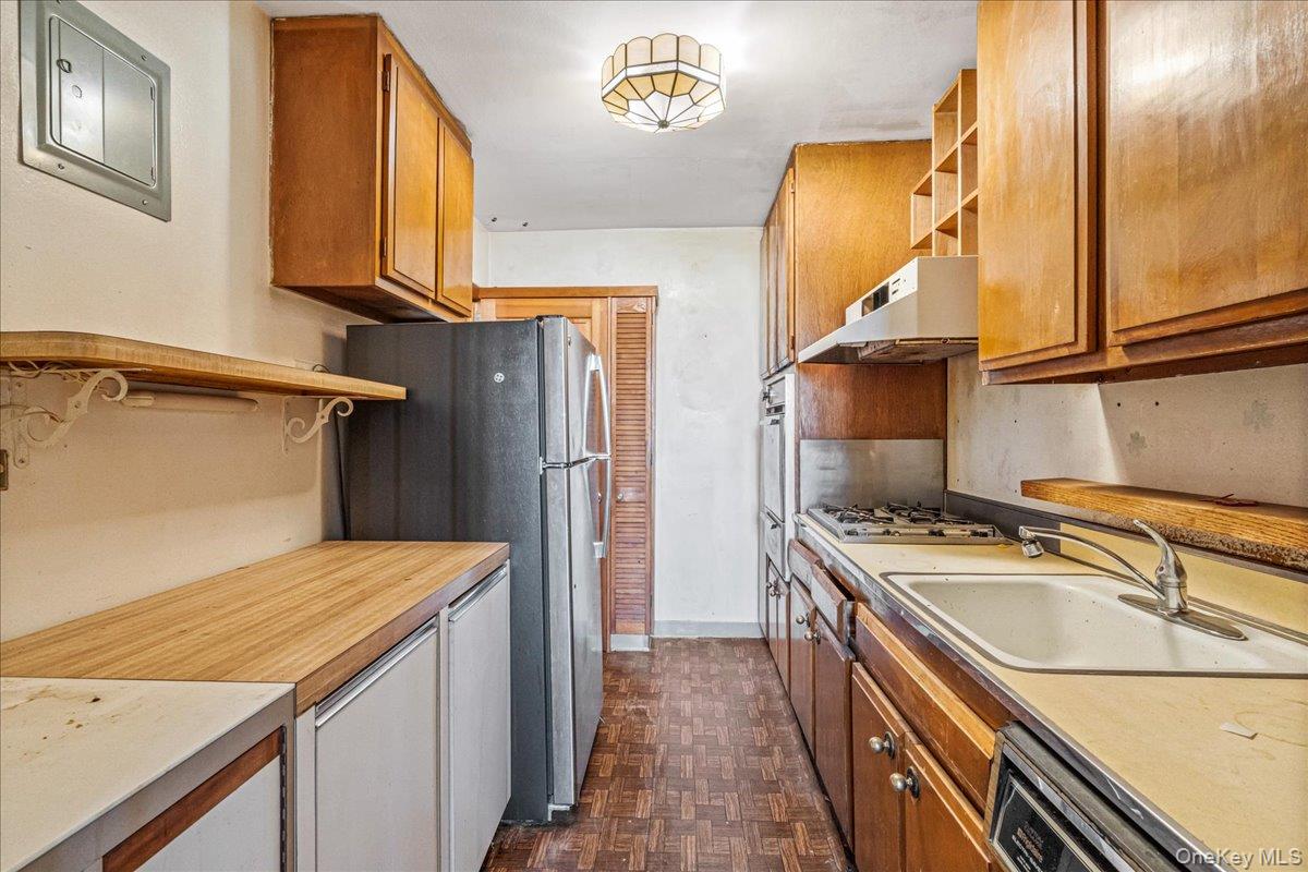 #11 photo, 8409 155th Avenue, クイーンズ区 Howard Beach , NY 11414