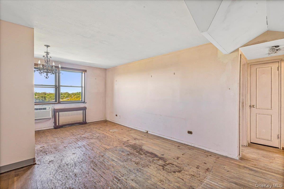 #6 photo, 8409 155th Avenue, クイーンズ区 Howard Beach , NY 11414