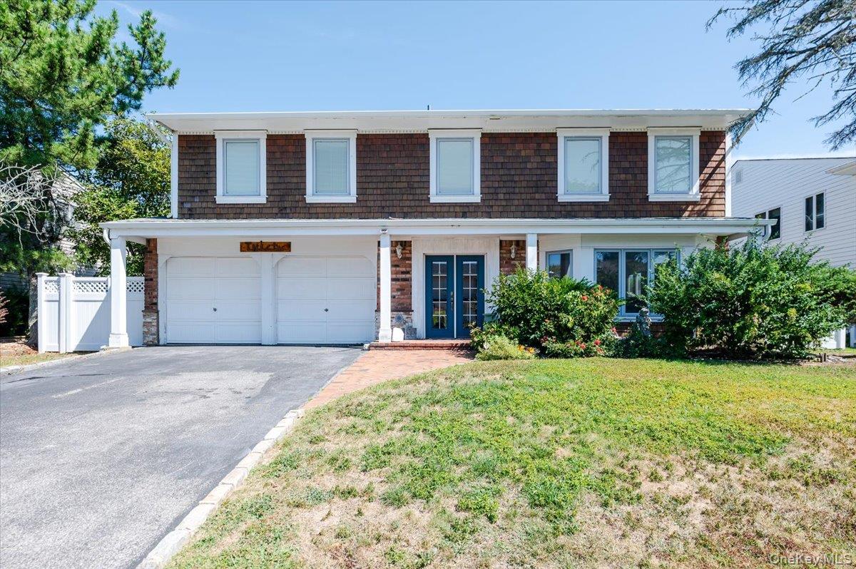 #1 photo, 30 Donna Lane, नासाउ काउंटी Lido Beach , NY 11561