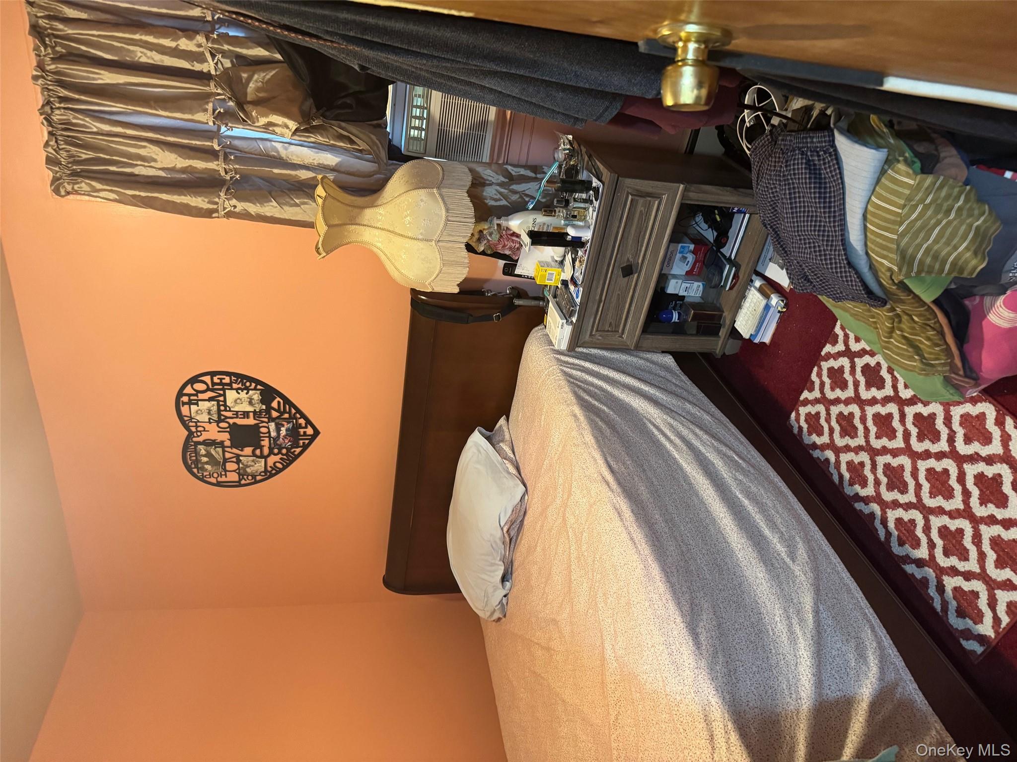 #7 photo, 11007 160th Street, クイーンズ区 Jamaica , NY 11433