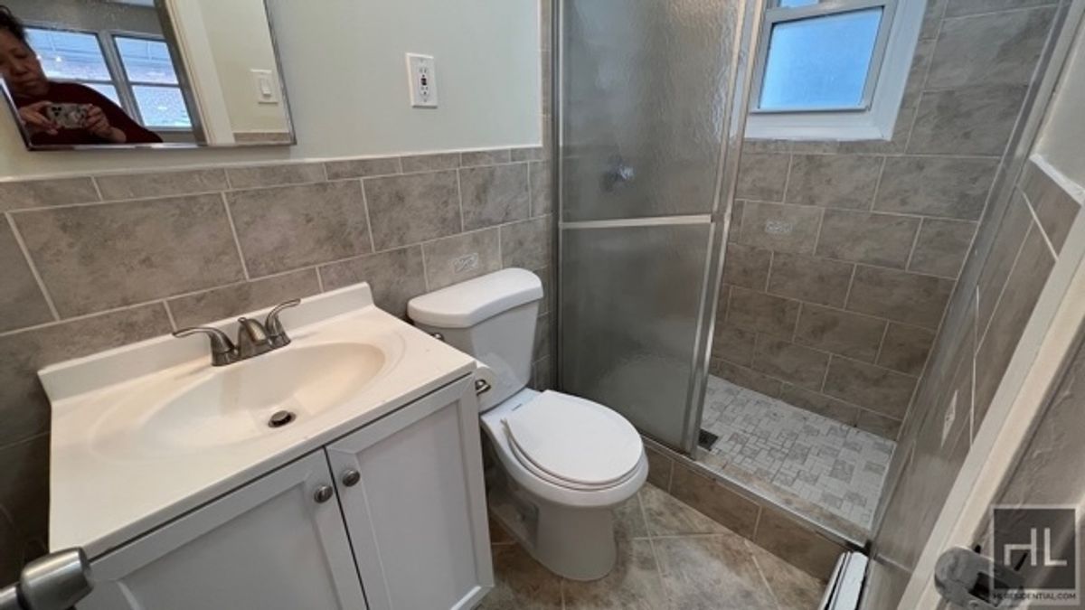 #16 photo, 8802 Ave J, ブルックリン区 Canarsie , NY 11236