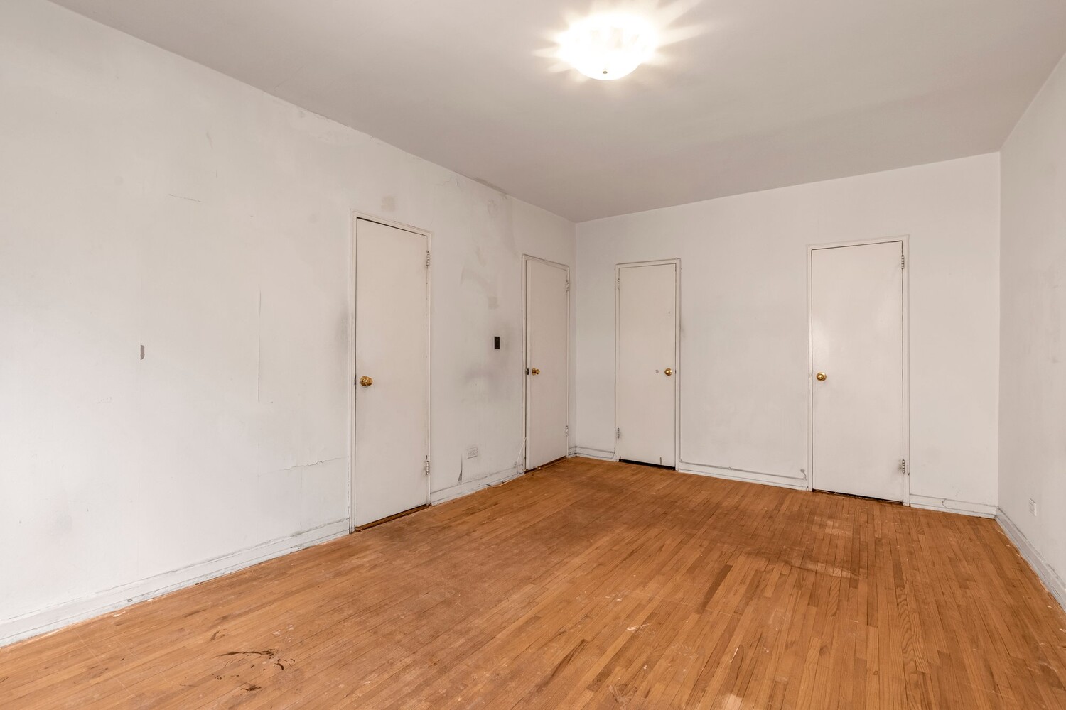 #12 photo, 68-61 YELLOWSTONE Boulevard, クイーンズ区 Forest Hills , NY 11375