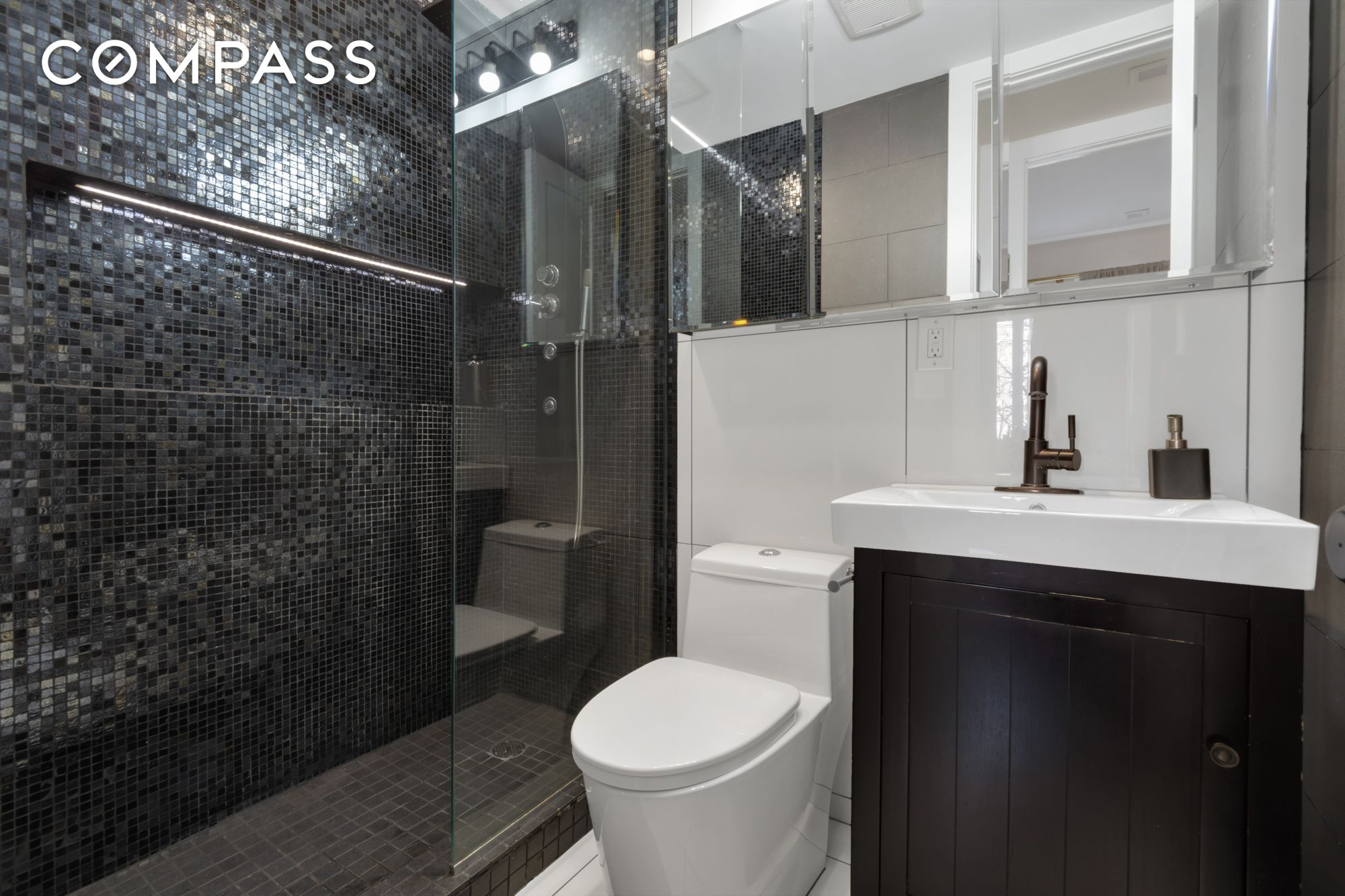 #9 photo, Bronx, ブロンクス区 Mott Haven , NY 10454