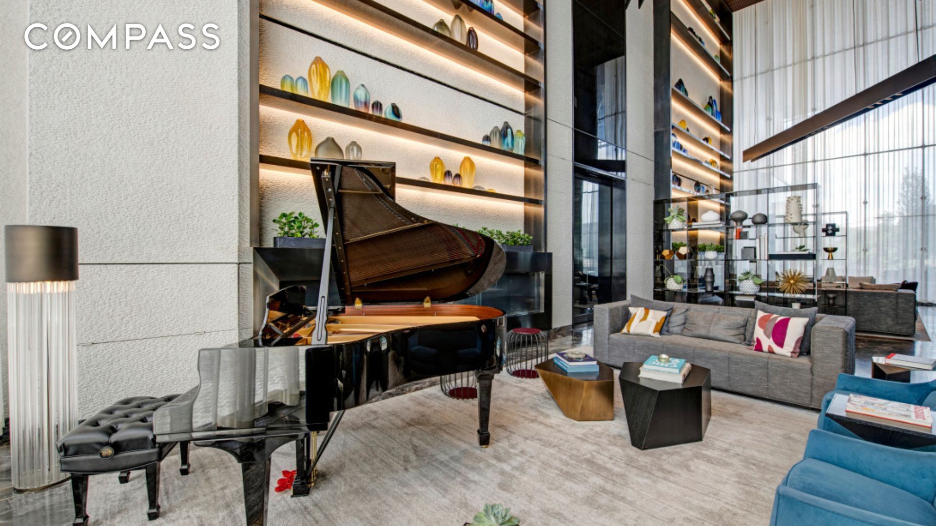 #15 photo, 252 South Street, マンハッタン Two Bridges , NY 10002