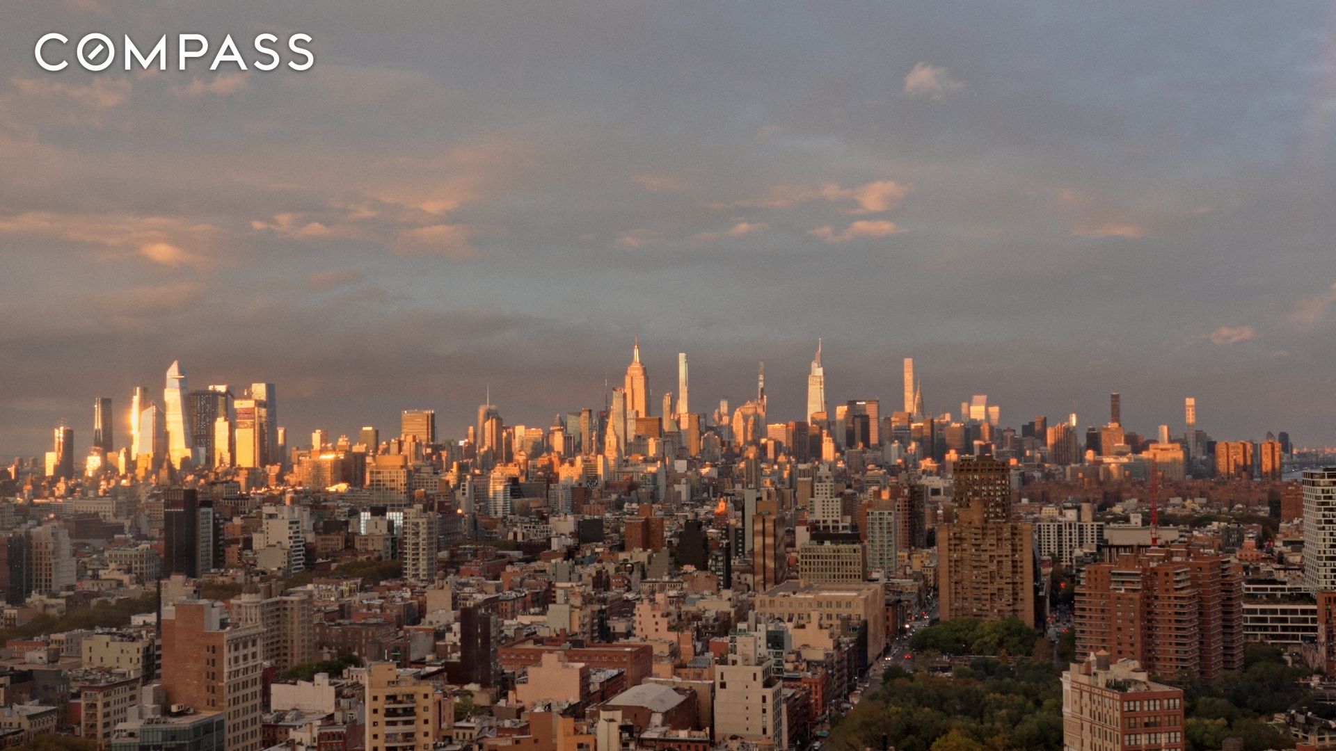 #9 photo, 252 South Street, マンハッタン Two Bridges , NY 10002