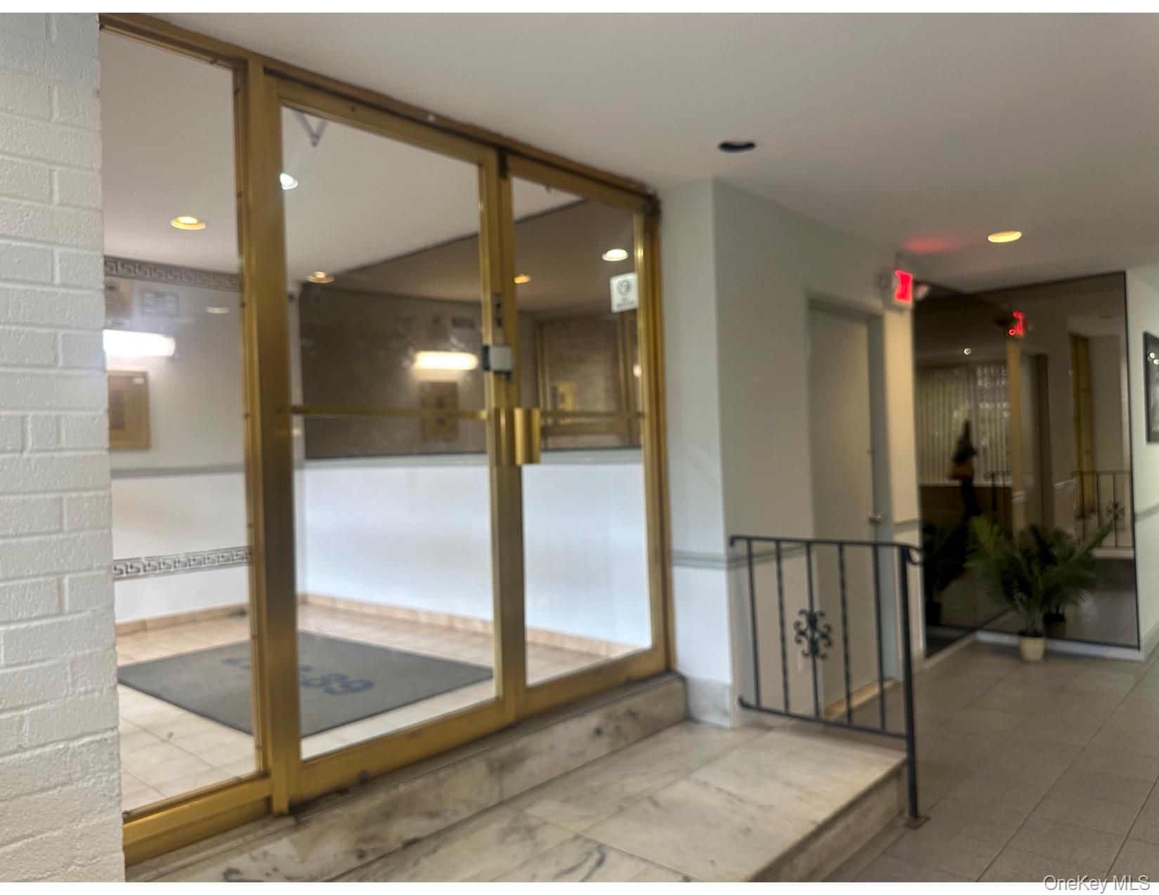 #12 photo, 22289 Braddock Avenue, クイーンズ区 Bellerose , NY 11428