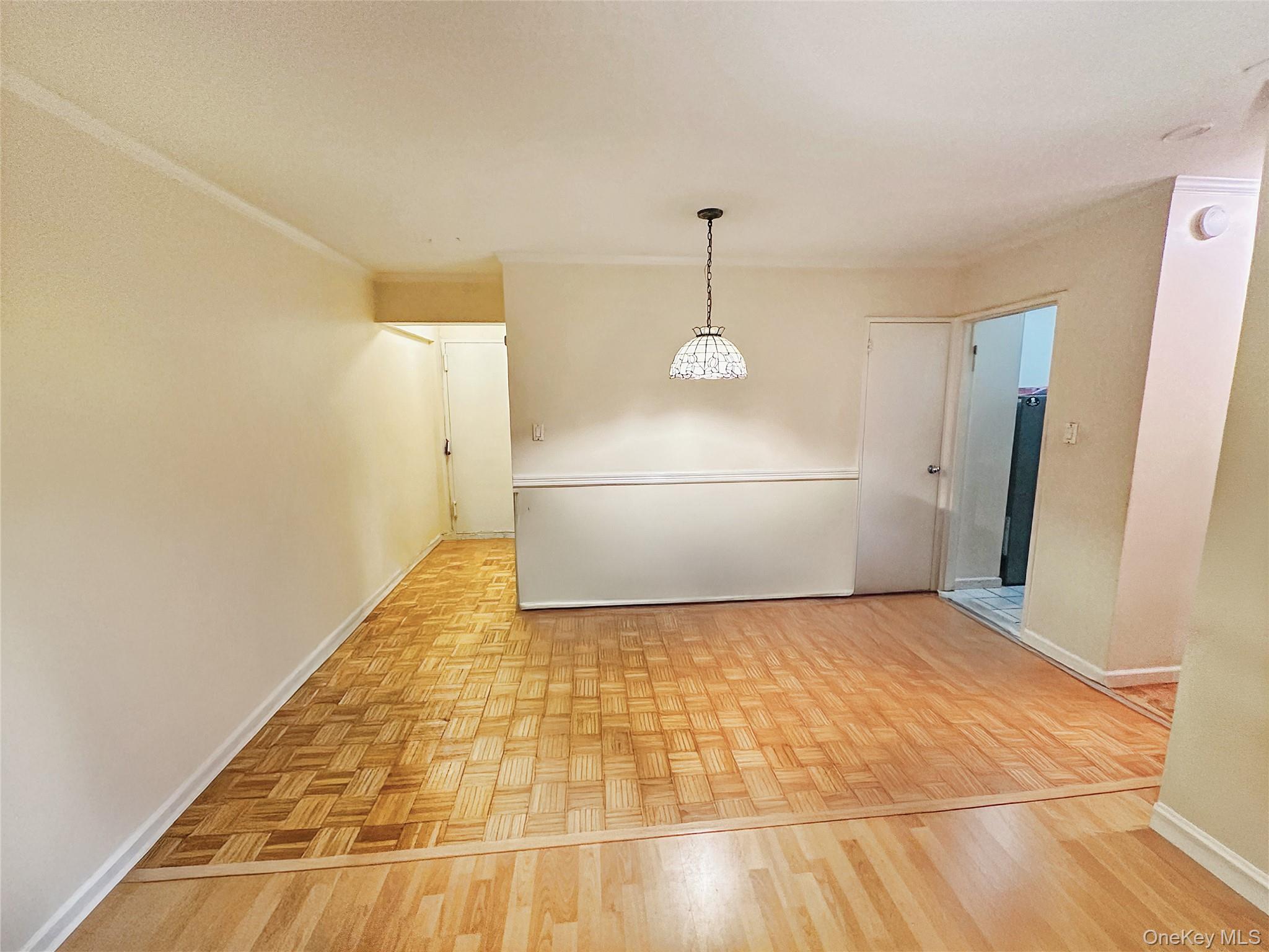 #3 photo, 22289 Braddock Avenue, クイーンズ区 Bellerose , NY 11428