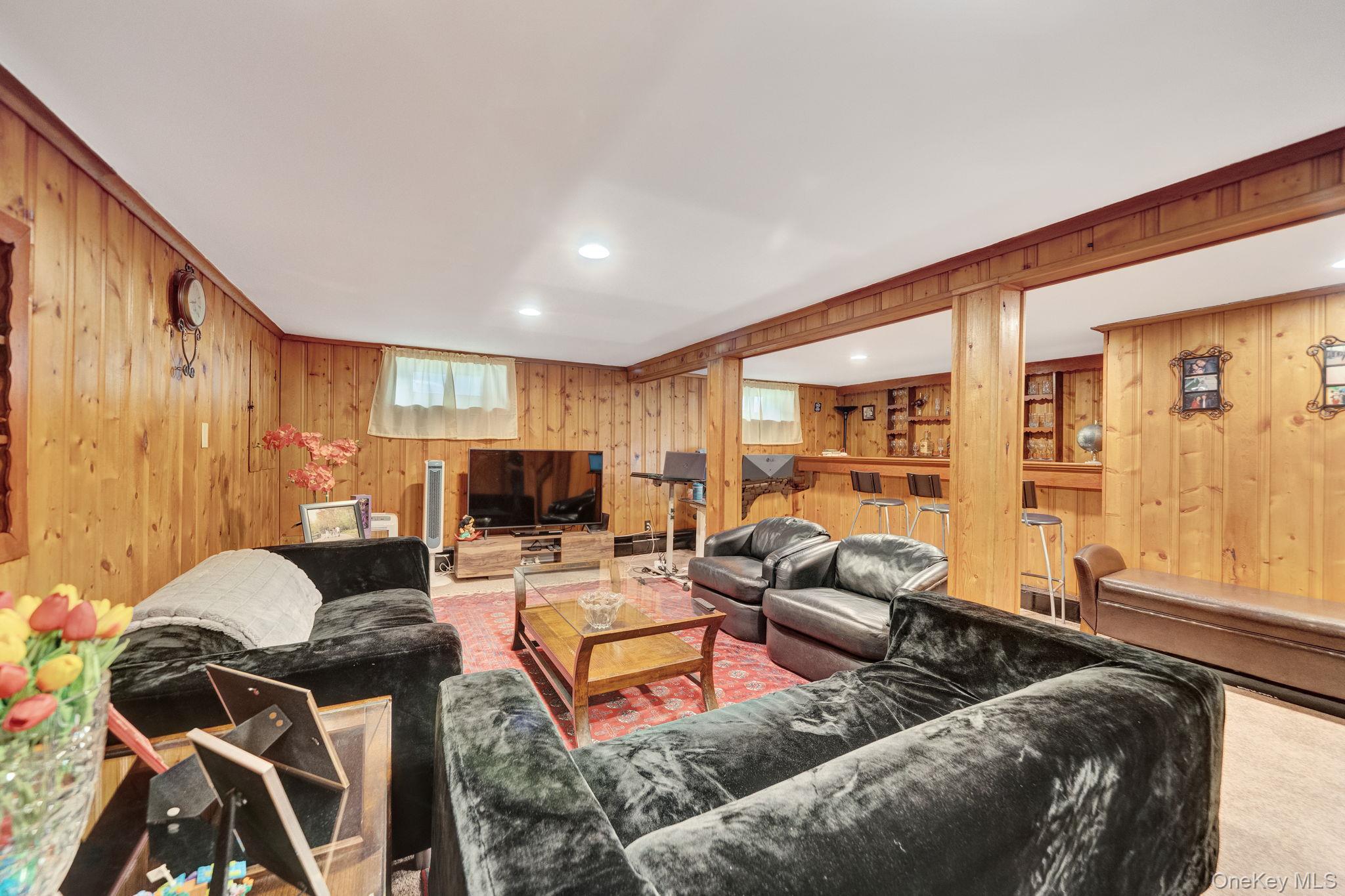 #19 photo, 35 Myers Avenue, ナッソー郡 Hicksville , NY 11801