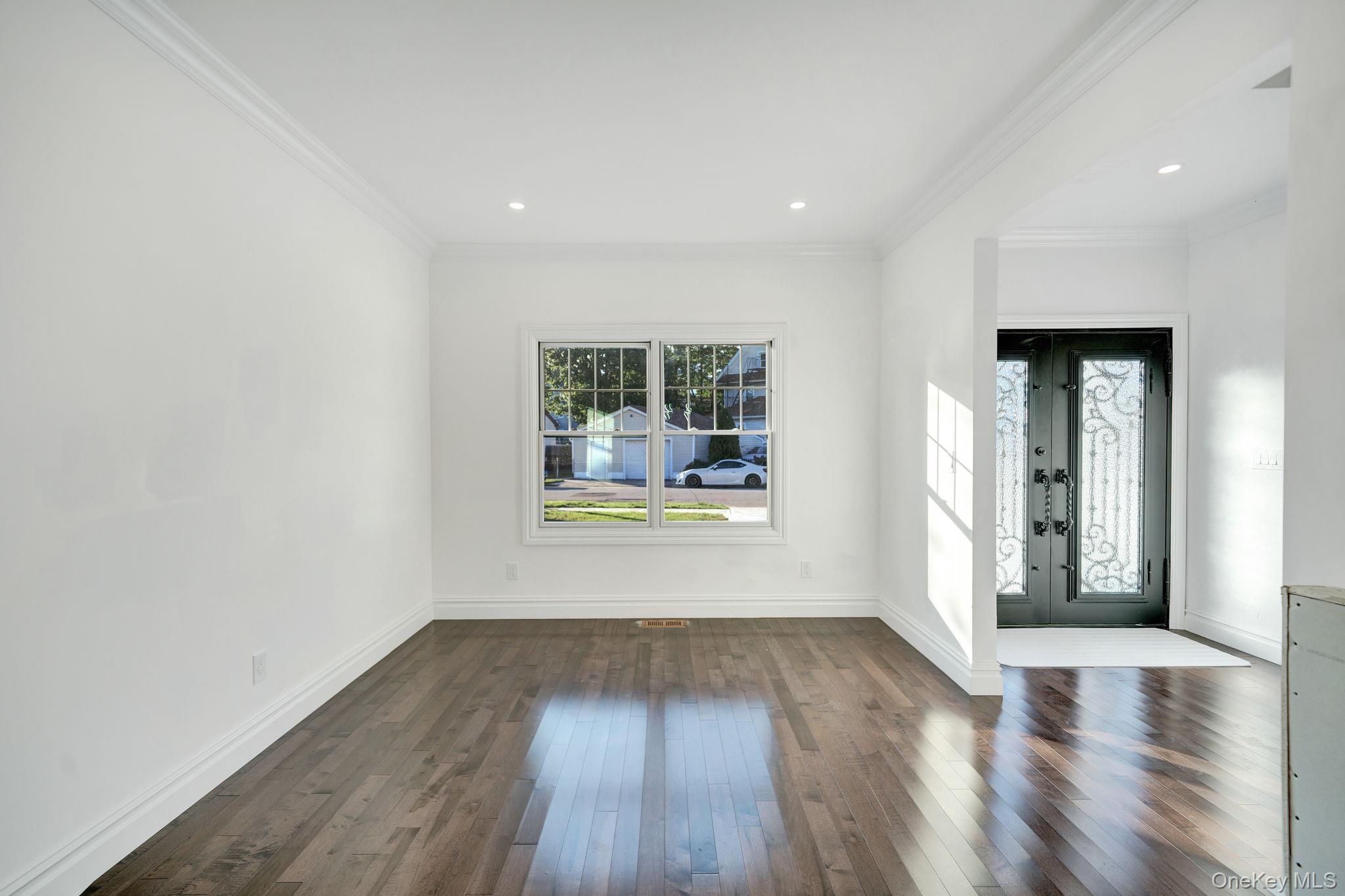 #14 photo, 69 E. Cherry Street, ナッソー郡 Hicksville , NY 11801