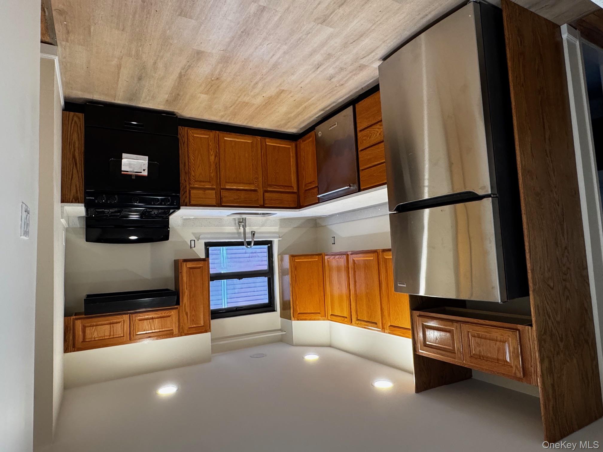 #10 photo, 619 E Park Ave., ナッソー郡 Long Beach , NY 11561