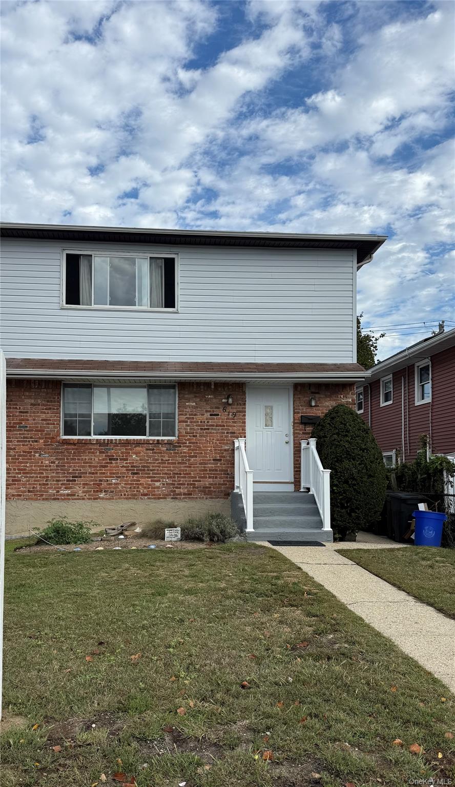 #17 photo, 619 E Park Ave., ナッソー郡 Long Beach , NY 11561