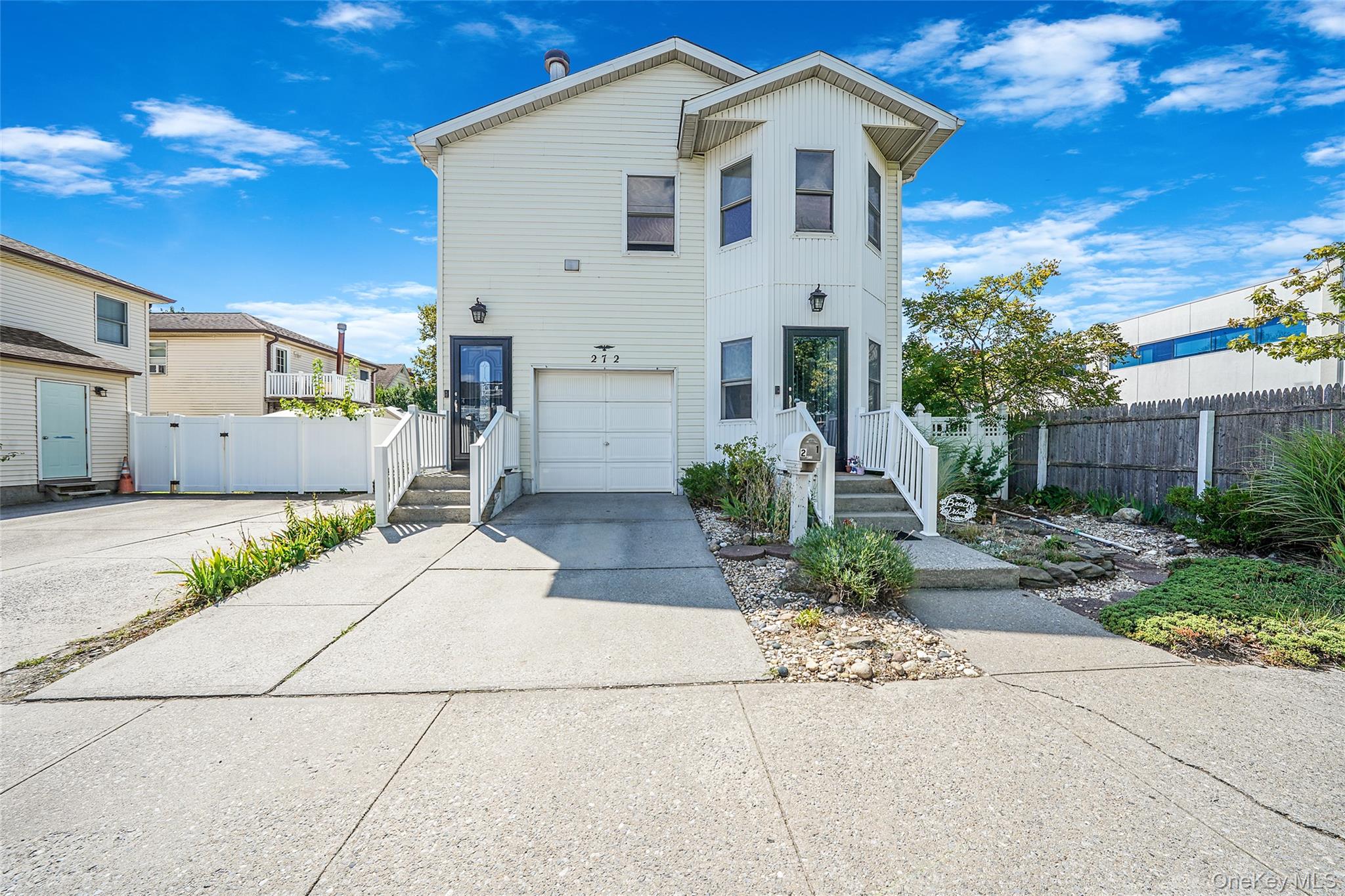 #1 photo, 272 E Harrison Street, 长岛 长滩 Long Beach , NY 11561