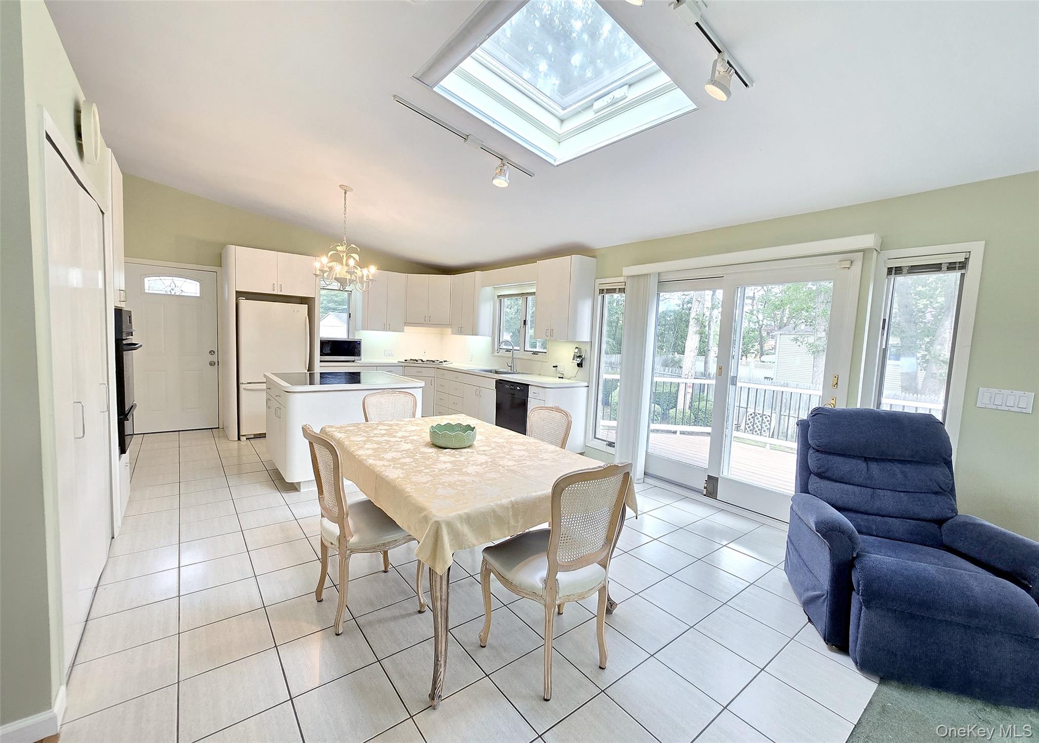 #5 photo, 3 Candlestick Court, サフォーク郡 Dix Hills , NY 11746