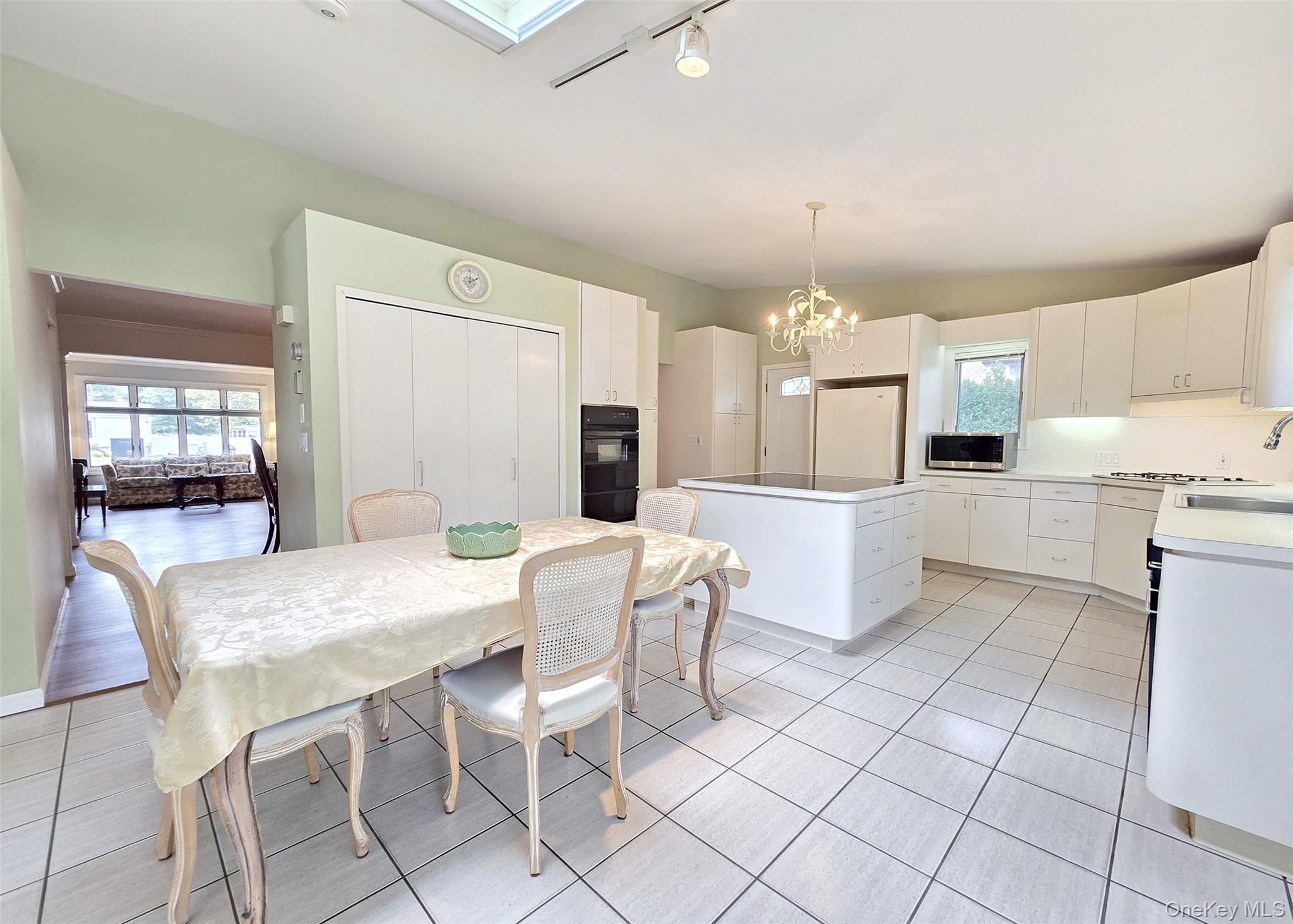 #6 photo, 3 Candlestick Court, サフォーク郡 Dix Hills , NY 11746