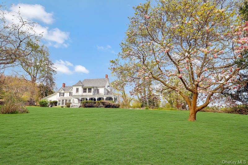 #4 photo, 1008 W Shore Road, Mill Neck , NY 11771