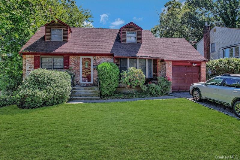 #1 photo, 9 Hill Drive, नासाउ काउंटी Oyster Bay , NY 11771