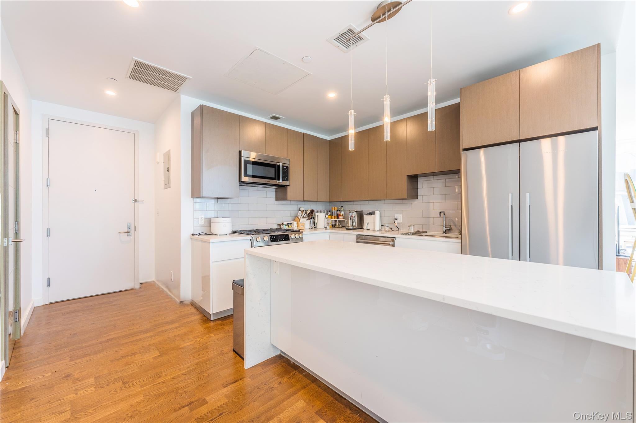 #10 photo, 2717 42nd Road, クイーンズ区 Long Island City , NY 11101