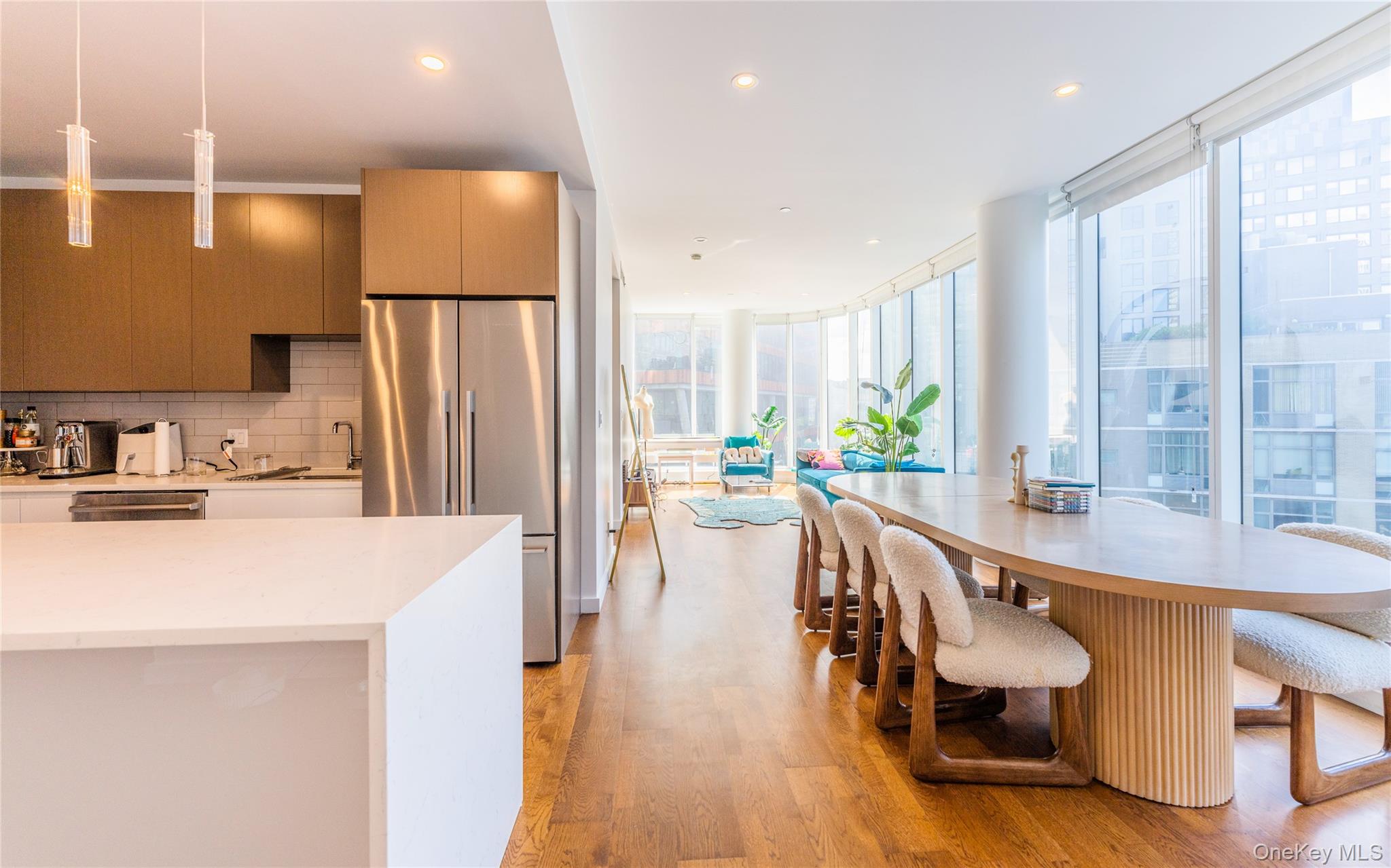 #14 photo, 2717 42nd Road, クイーンズ区 Long Island City , NY 11101