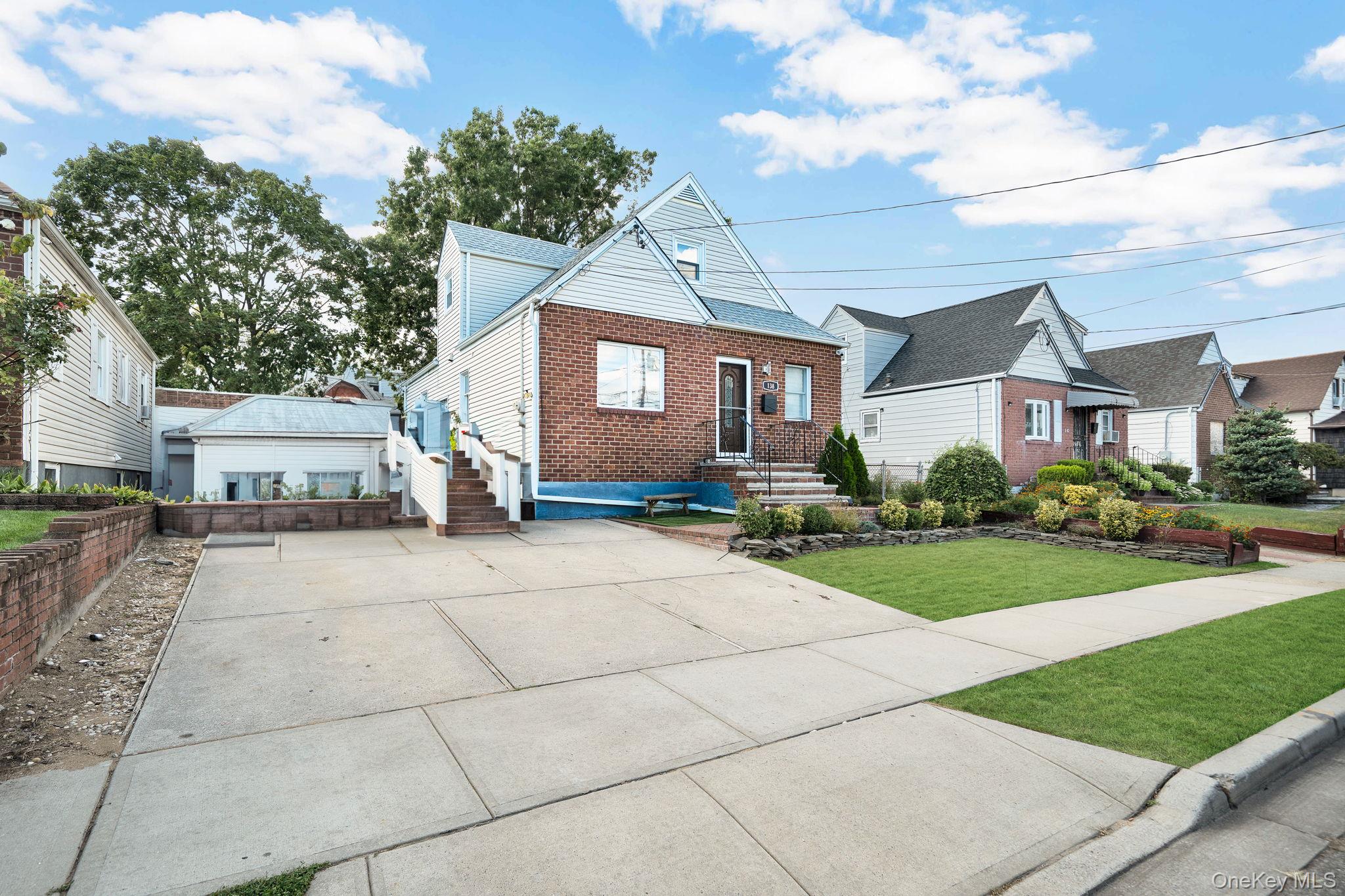 #2 photo, 138 Ormonde Boulevard, Valley Stream , NY 11580