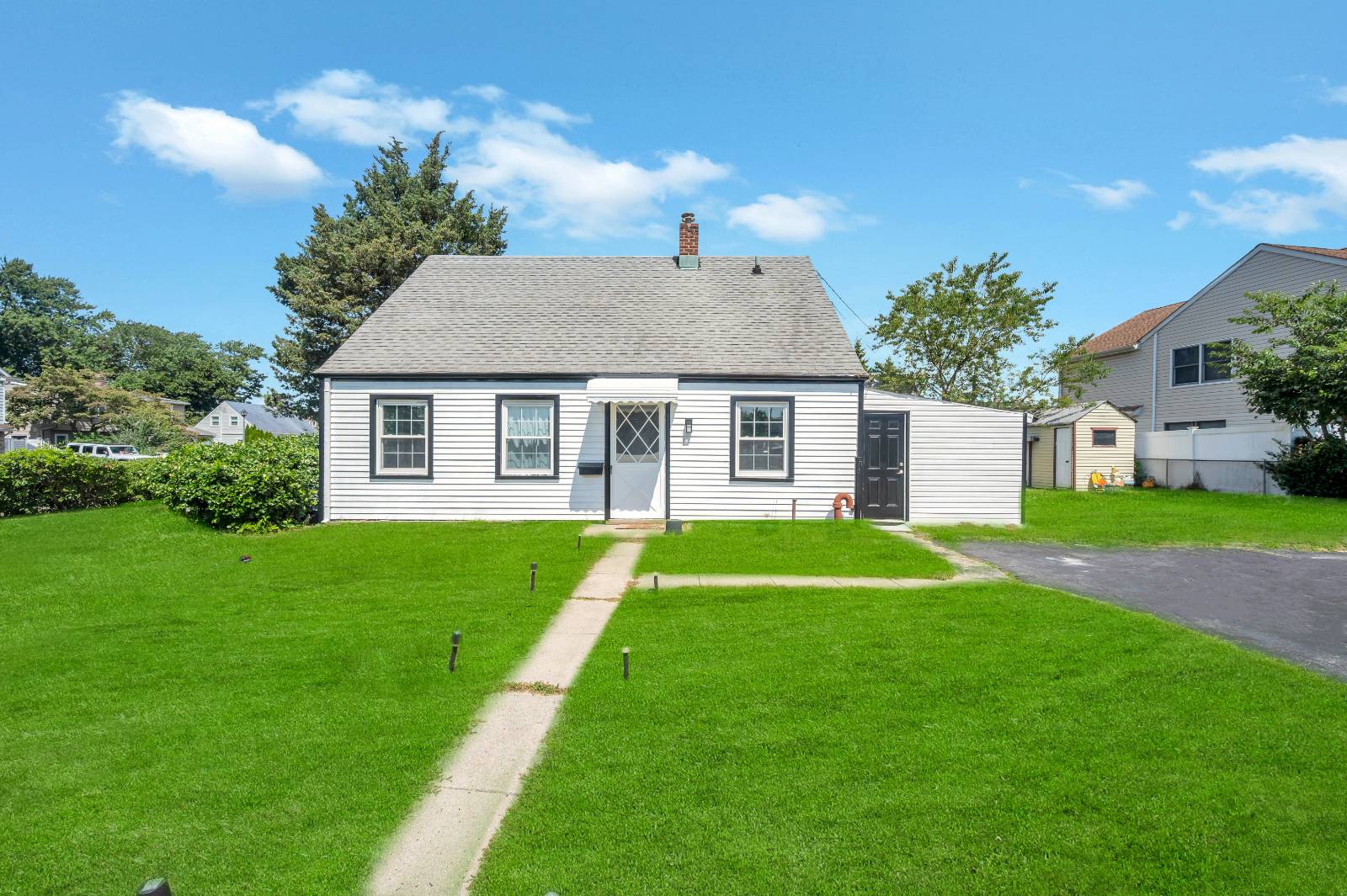 #1 photo, 88 Anchor Lane, Levittown , NY 11756
