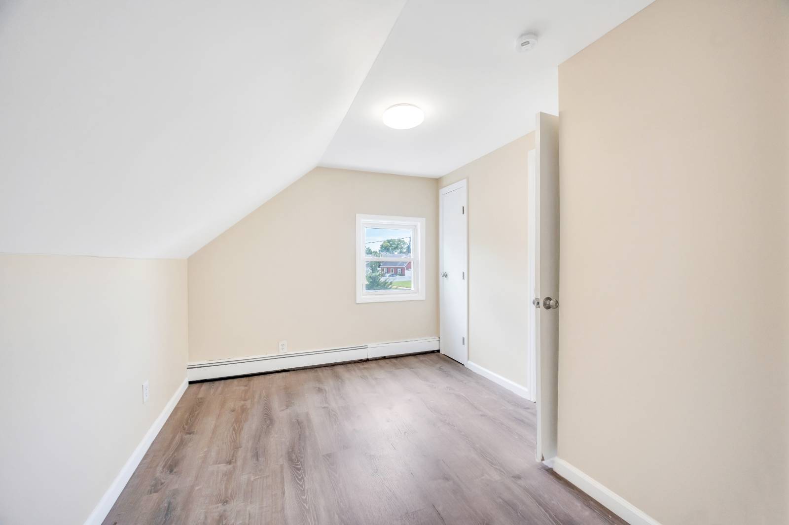 #11 photo, 88 Anchor Lane, Levittown , NY 11756