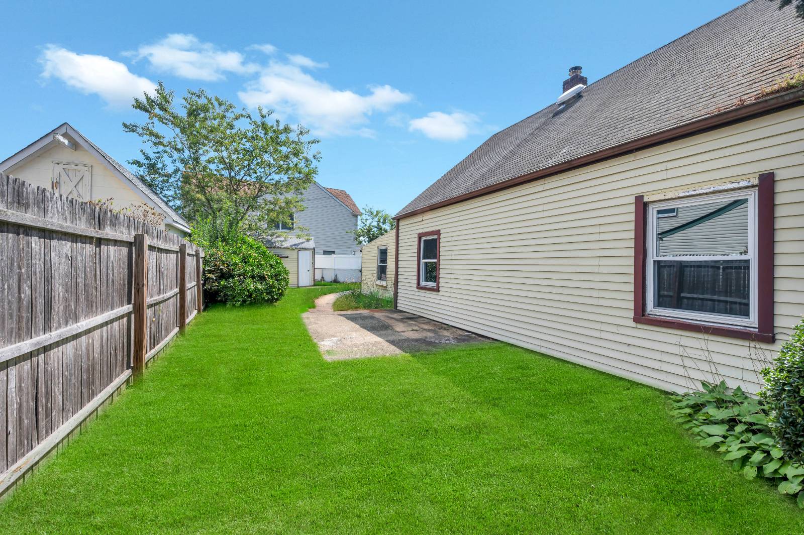 #19 photo, 88 Anchor Lane, Levittown , NY 11756