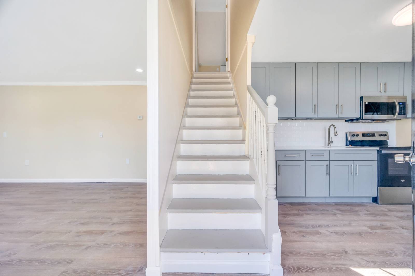 #5 photo, 88 Anchor Lane, Levittown , NY 11756