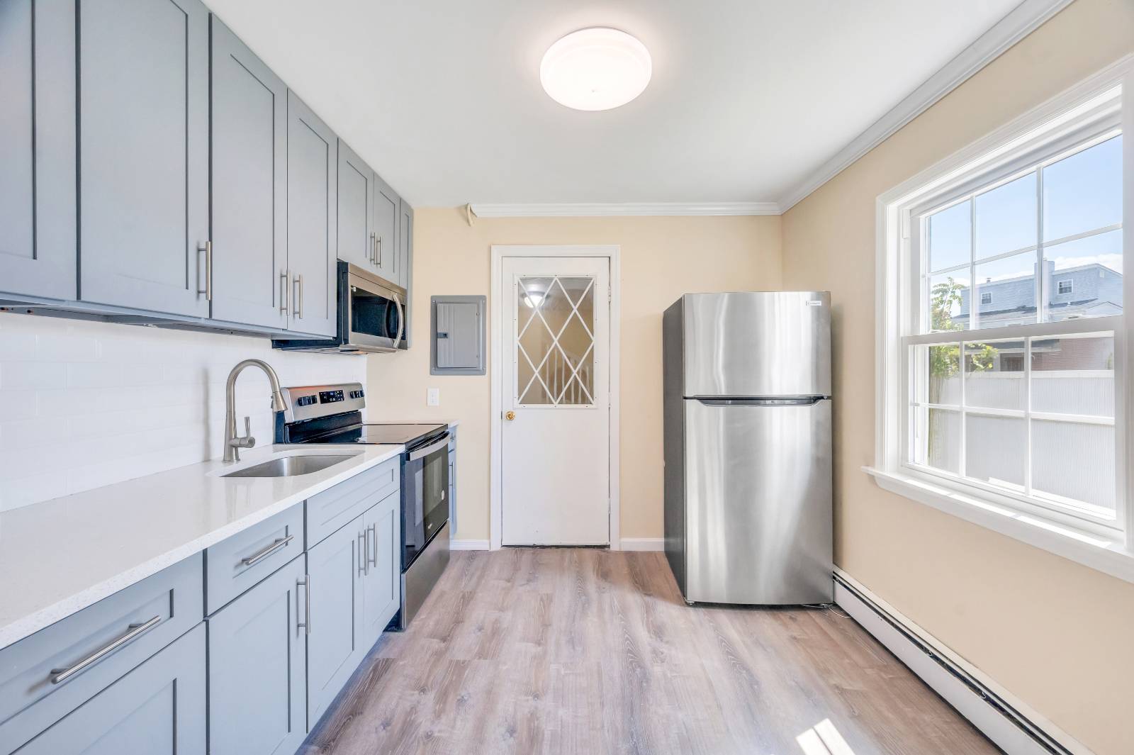 #7 photo, 88 Anchor Lane, Levittown , NY 11756