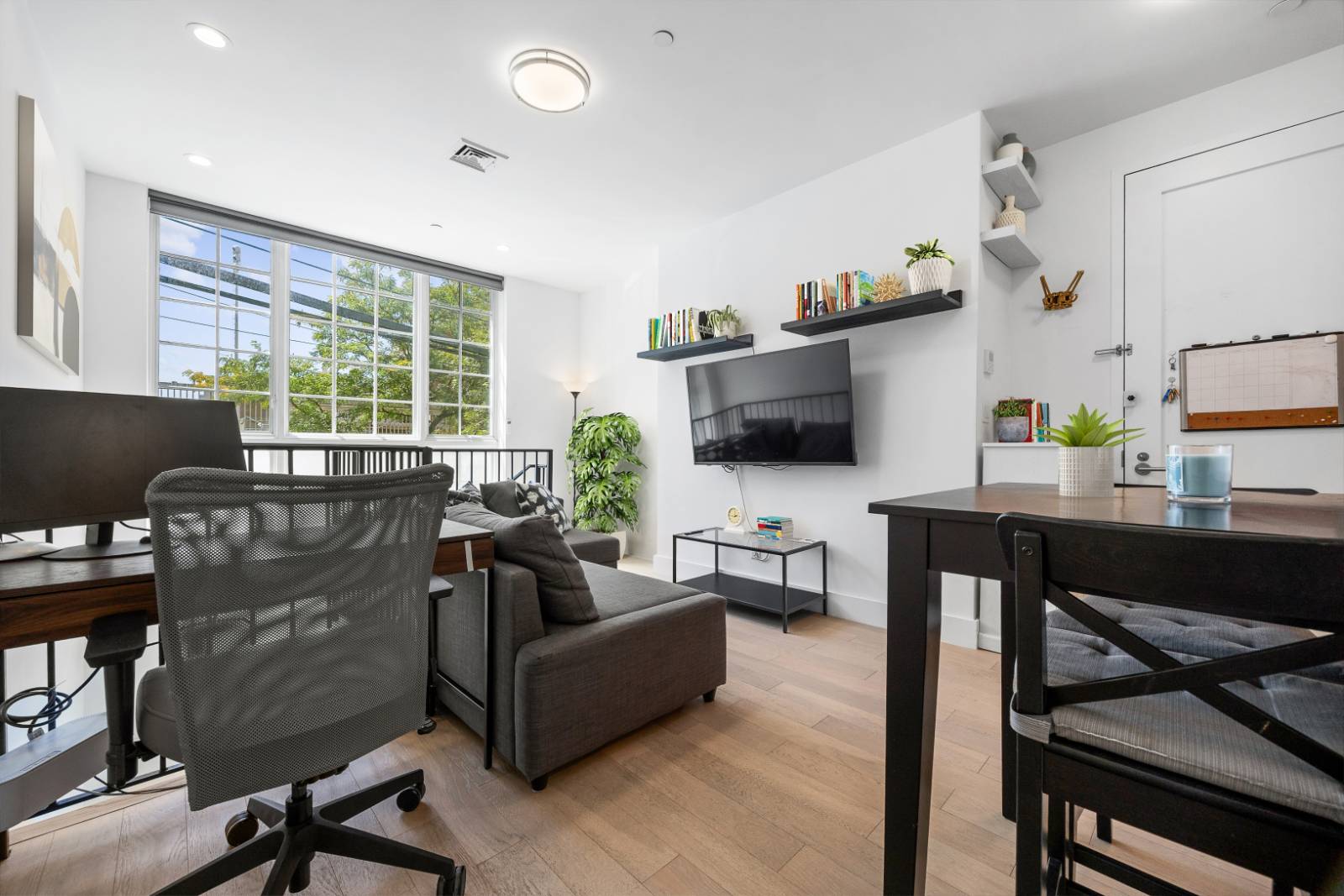 #2 photo, 21-19 46th Avenue, #1, クイーンズ区 Long Island City , NY 11101