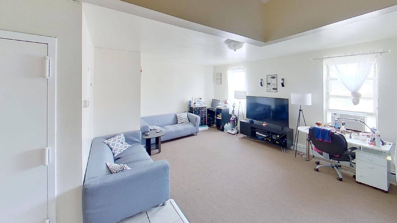 #9 photo, 88-13 146th St, クイーンズ区 Jamaica , NY 11435