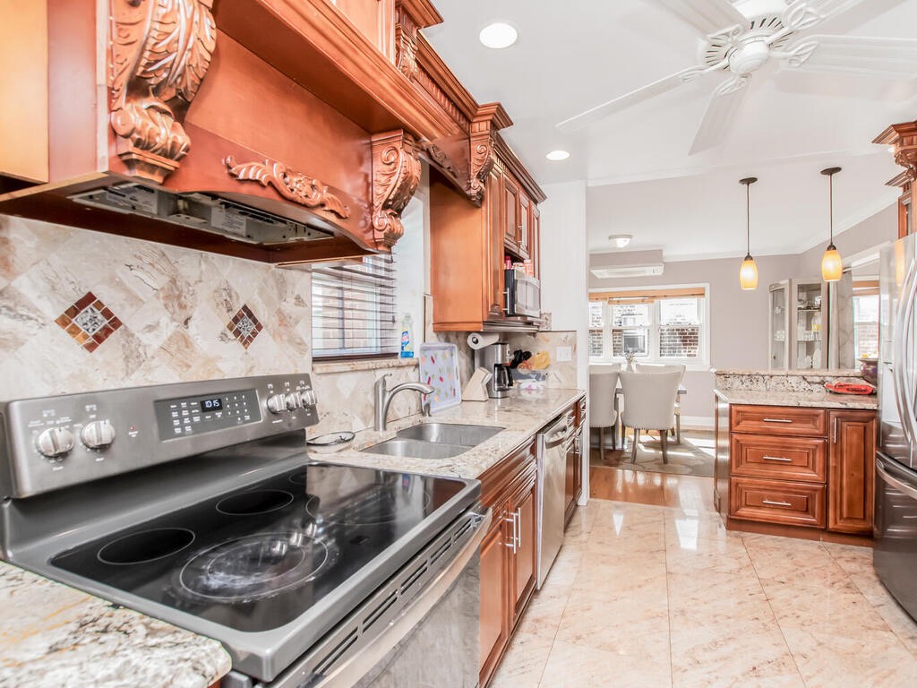 #22 photo, 135 Midland Ter, Yonkers , NY 10704