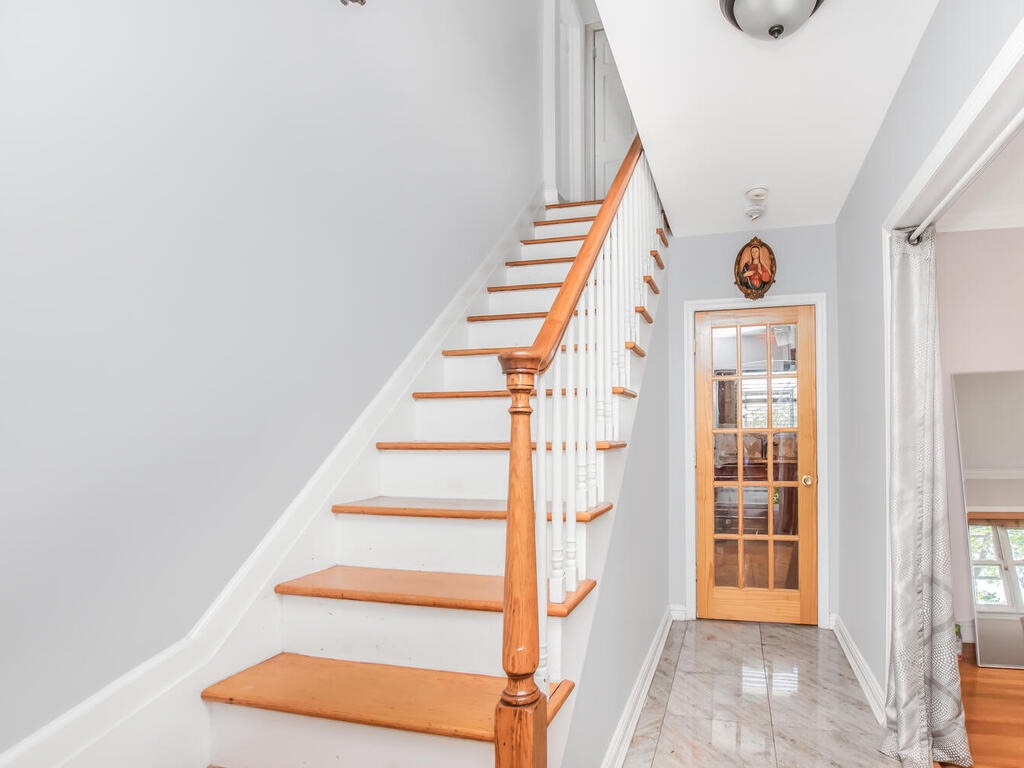 #35 photo, 135 Midland Ter, Yonkers , NY 10704