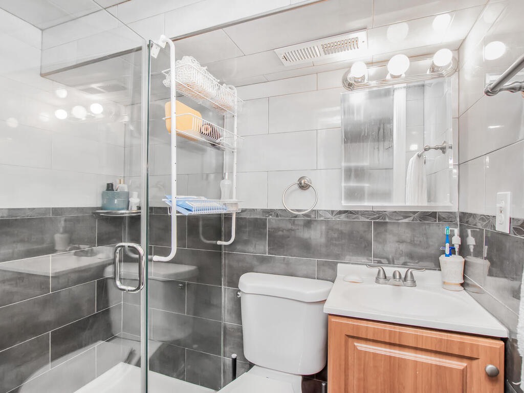 #37 photo, 135 Midland Ter, Yonkers , NY 10704