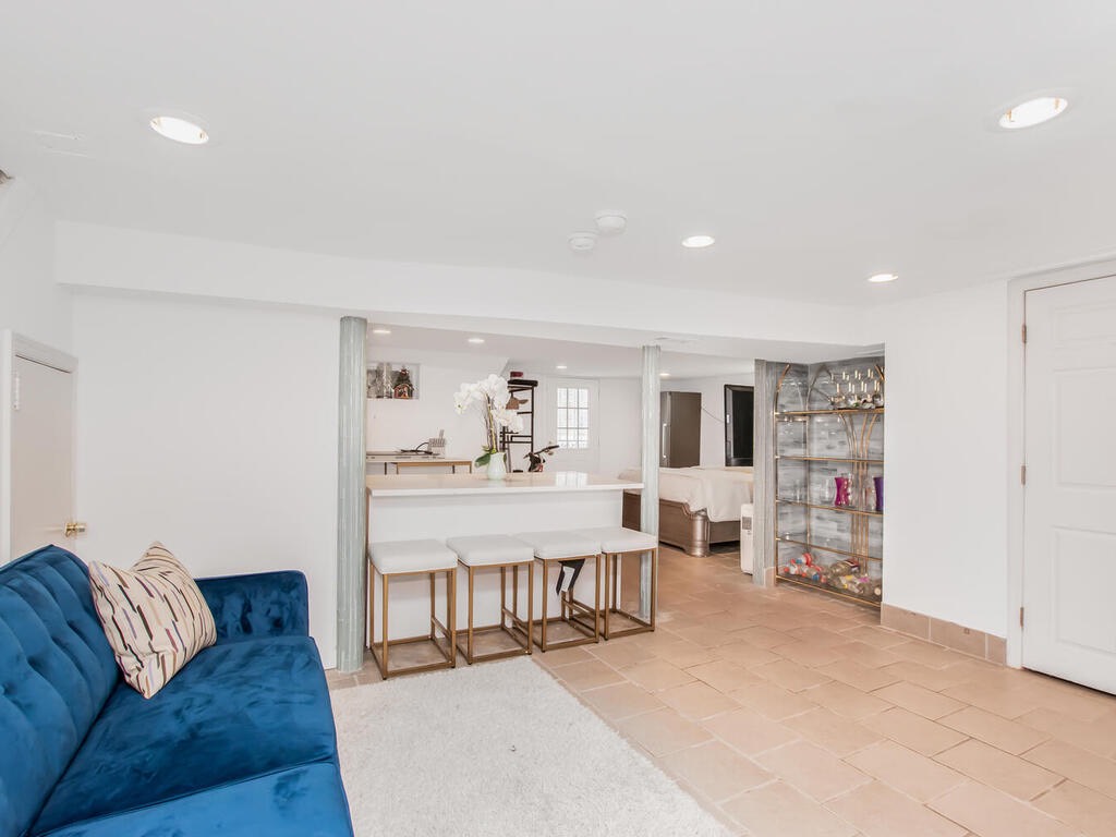 #47 photo, 135 Midland Ter, Yonkers , NY 10704