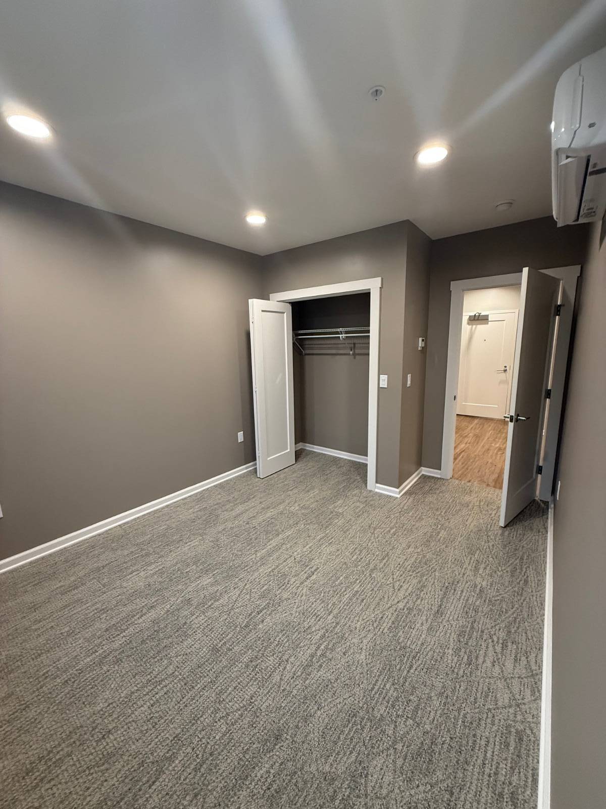 #4 photo, 214 Kinne, #103, East Syracuse , NY 13057