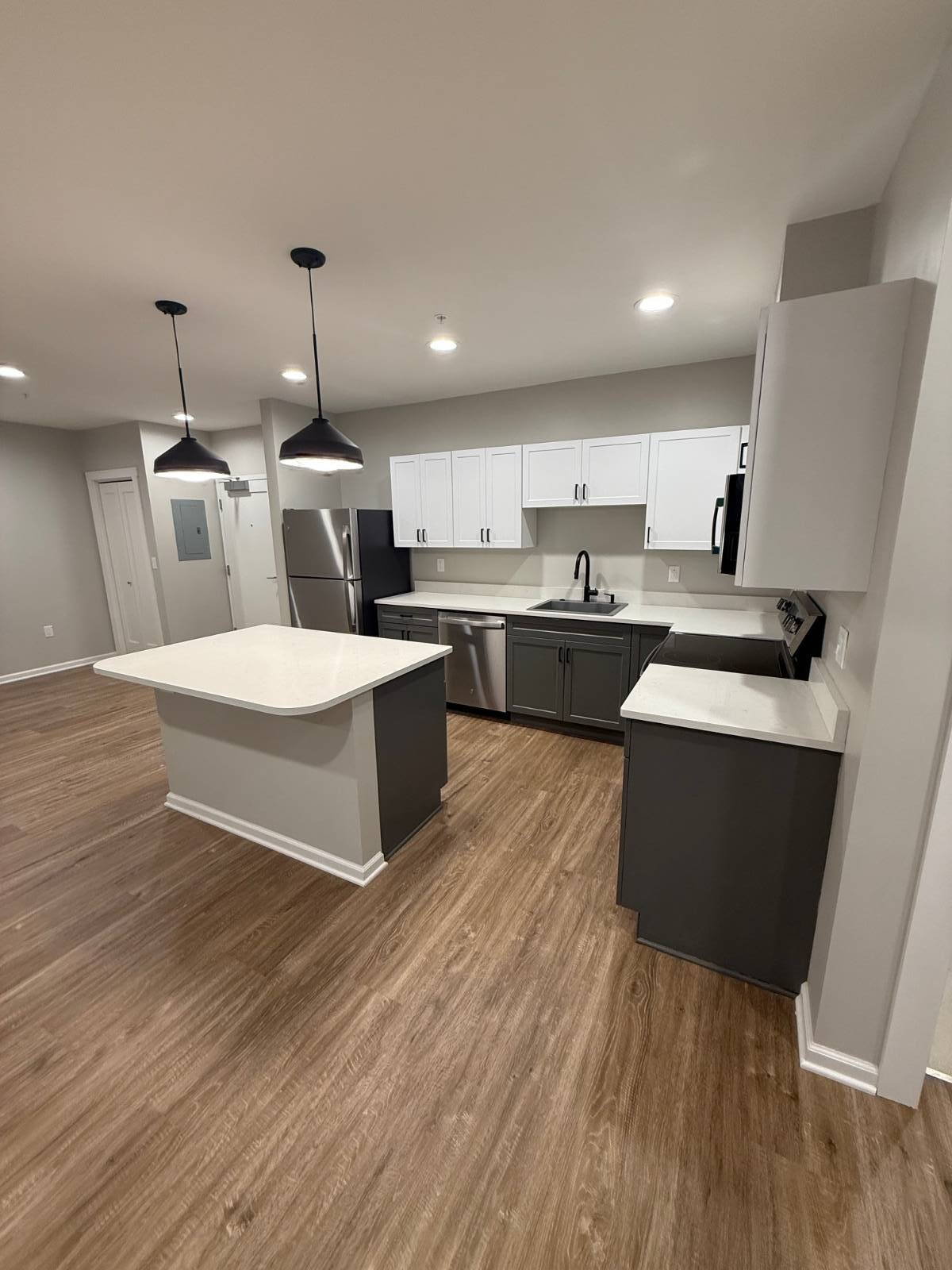 #1 photo, 214 Kinne St, #104, East Syracuse , NY 13057