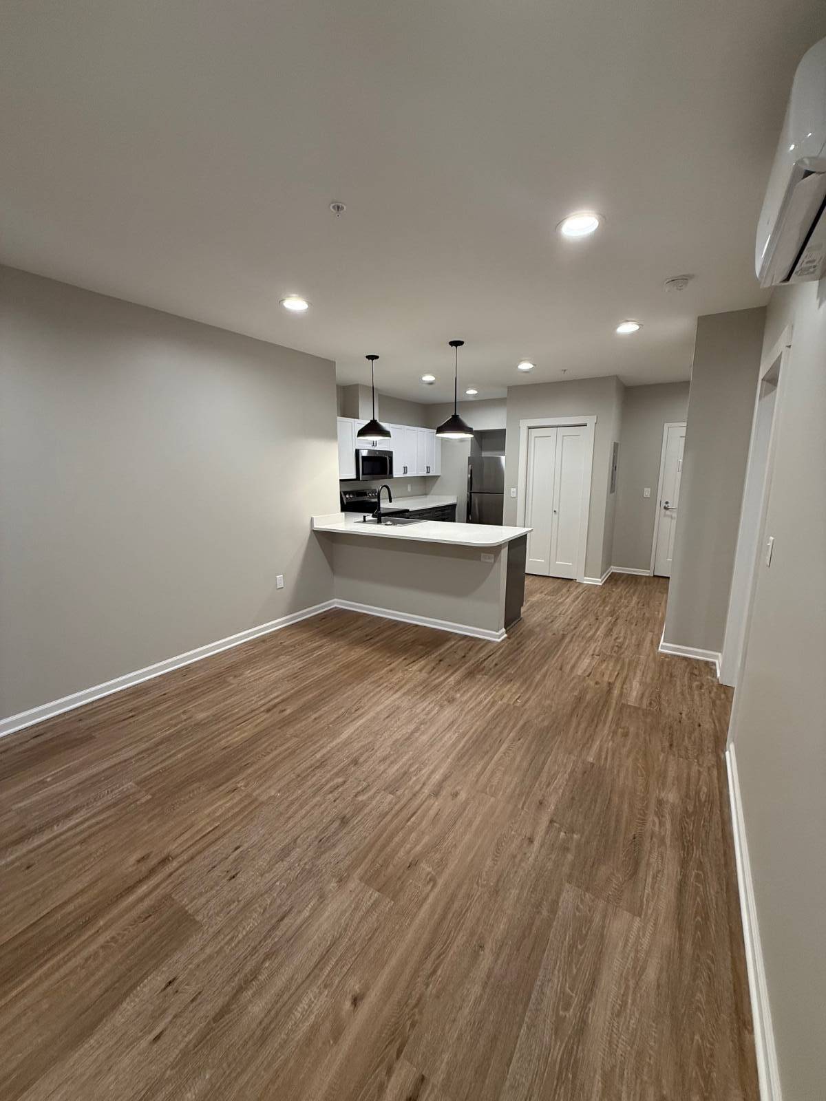 #4 photo, 214 Kinne St, #109, East Syracuse , NY 13057