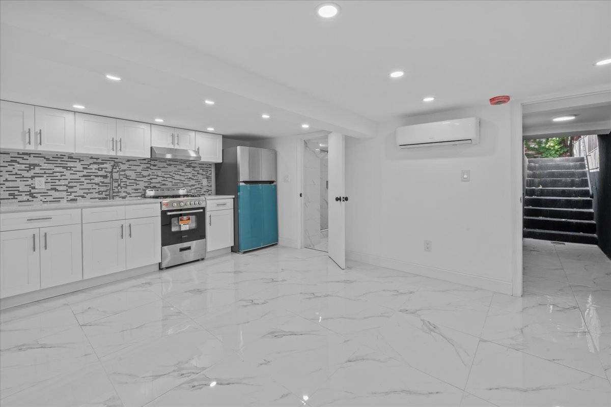 #10 photo, 194 27 Murdock ave, クイーンズ区 queens , NY 11412