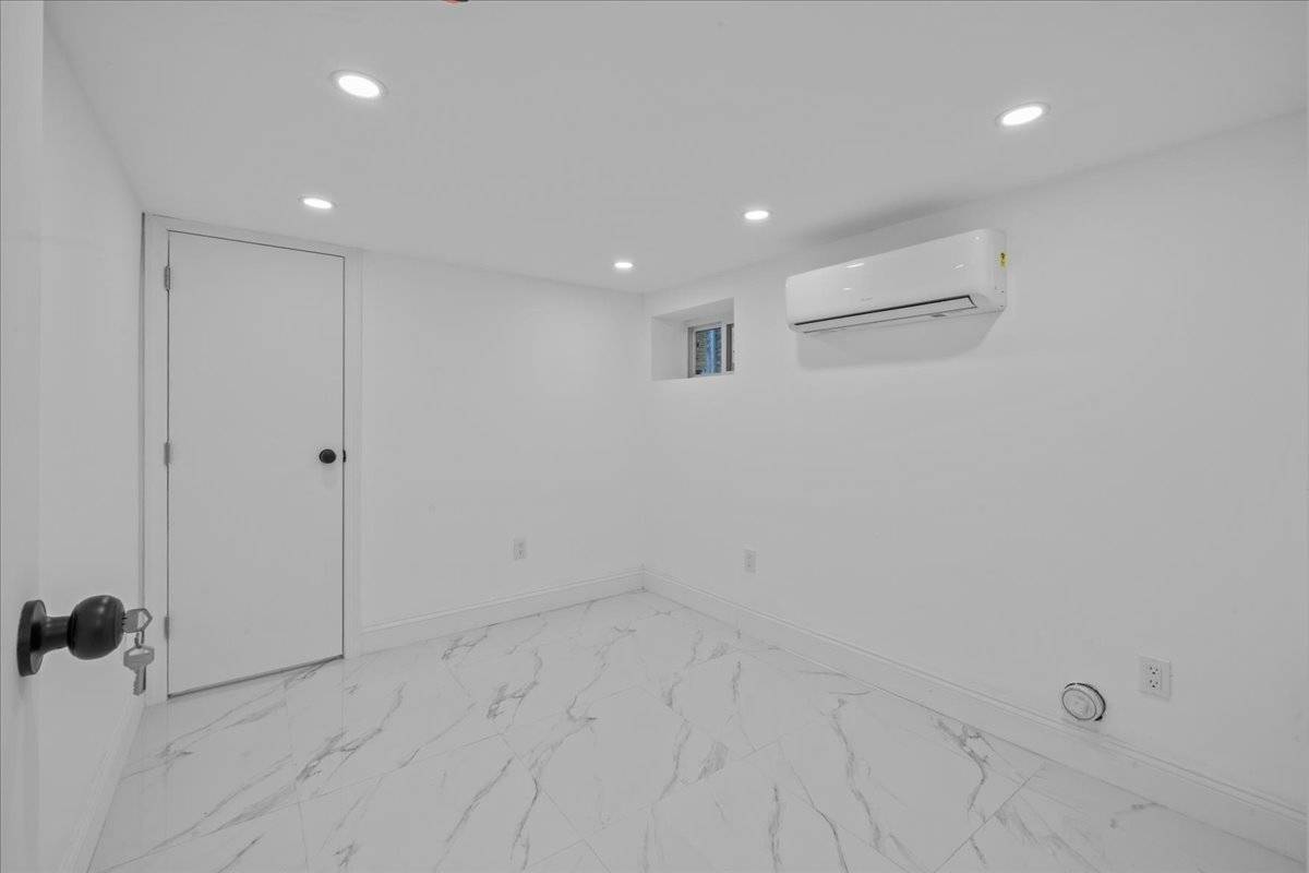 #11 photo, 194 27 Murdock ave, クイーンズ区 queens , NY 11412