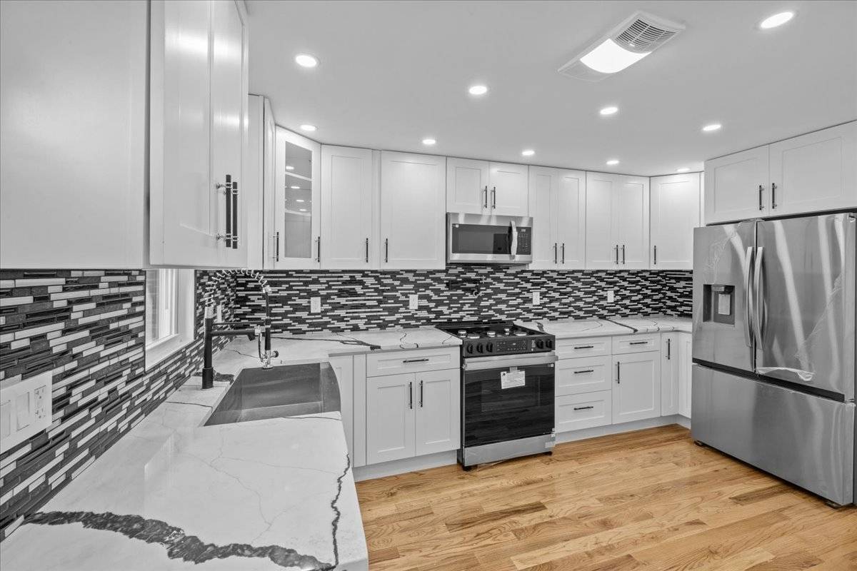 #4 photo, 194 27 Murdock ave, クイーンズ区 queens , NY 11412