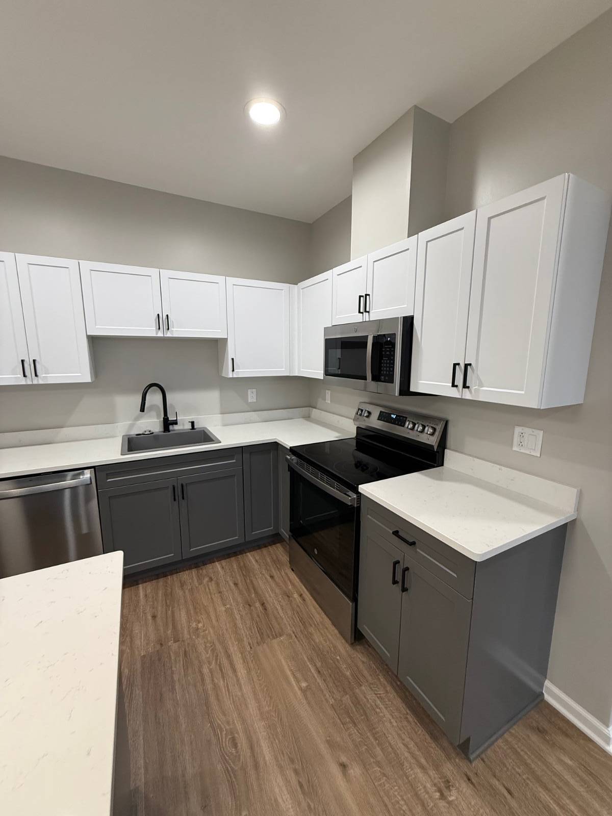 #4 photo, 214 Kinne St, #201, East Syracuse , NY 13057