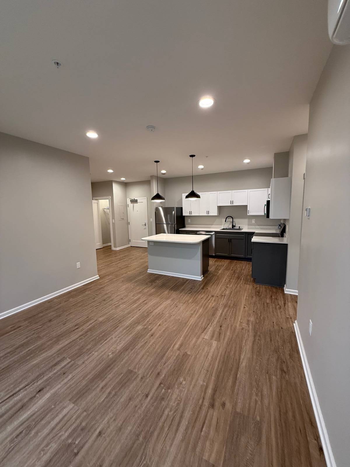 #12 photo, 214 Kinne St, #202, East Syracuse , NY 13057