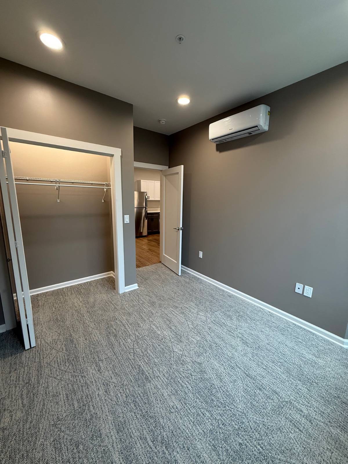 #6 photo, 214 Kinne St, #202, East Syracuse , NY 13057