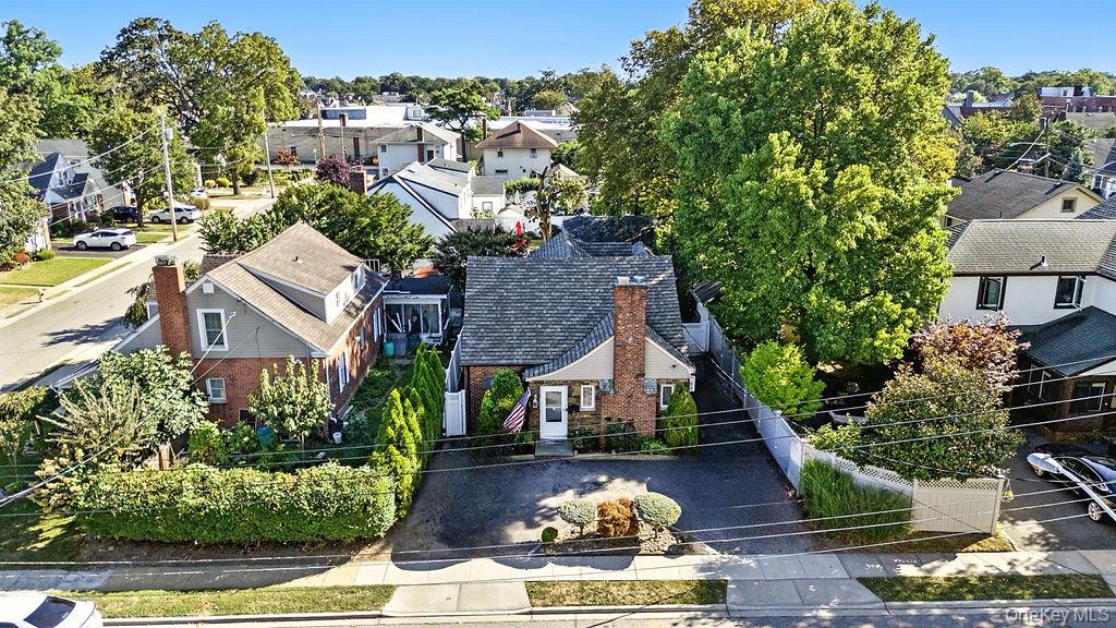 #1 photo, 46 Ongley Street, Rockville Centre , NY 11570