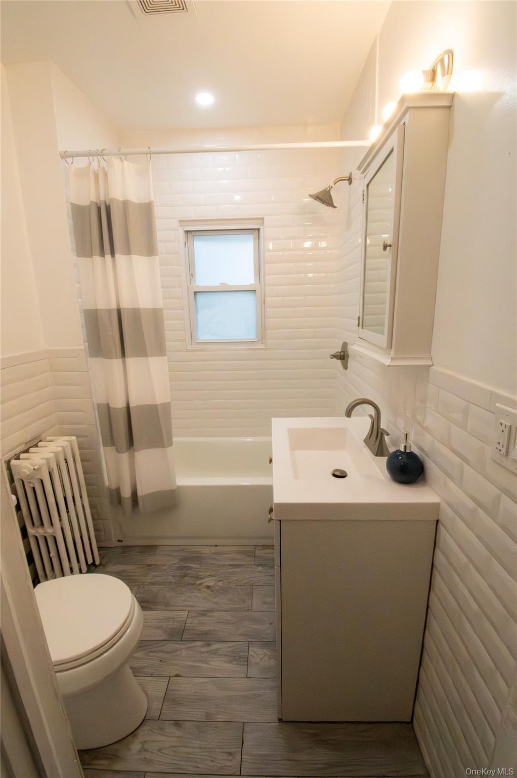 #19 photo, 76 Henry Street, Roosevelt , NY 11575