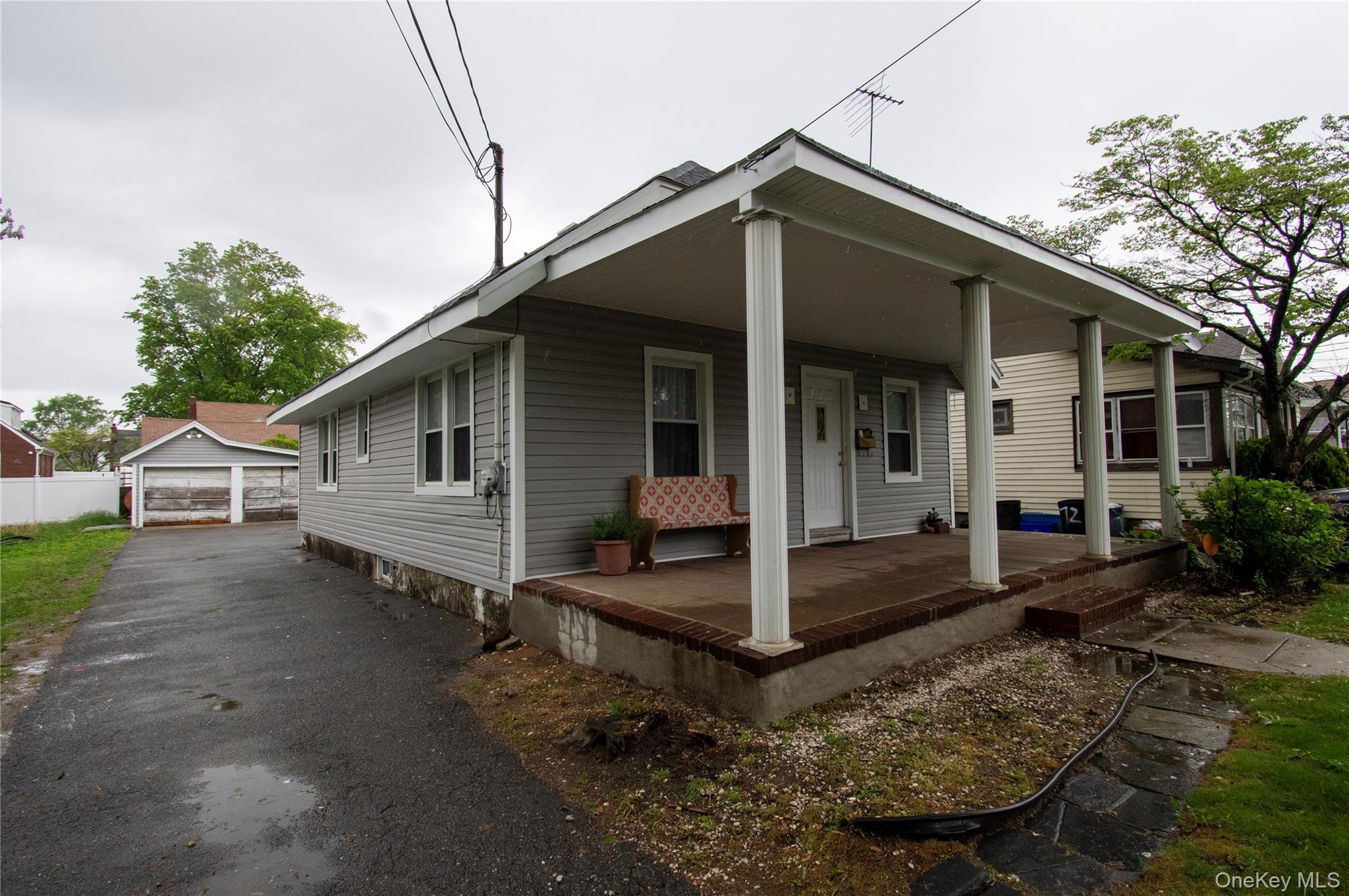 #7 photo, 76 Henry Street, Roosevelt , NY 11575