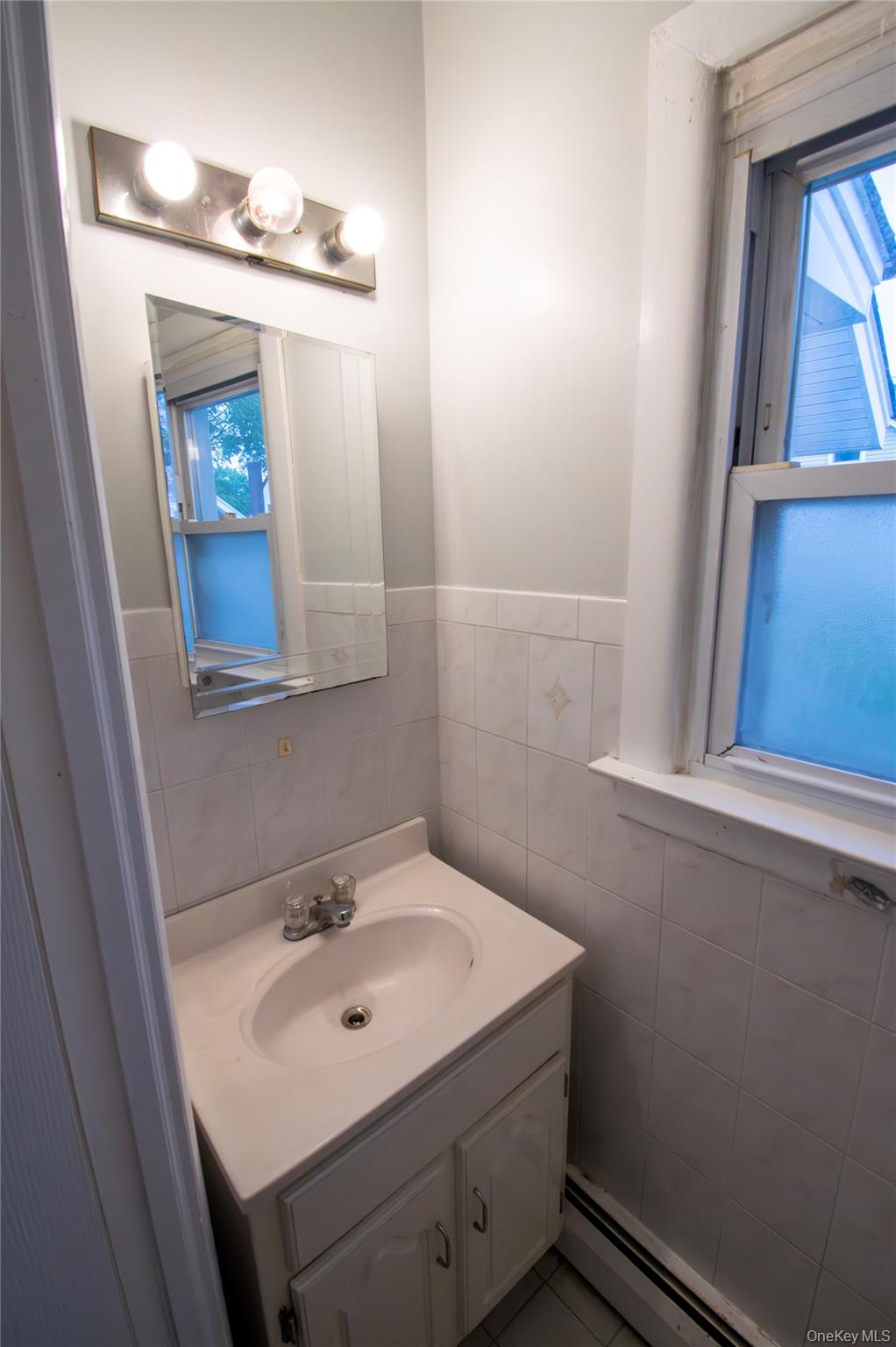 #9 photo, 76 Henry Street, Roosevelt , NY 11575